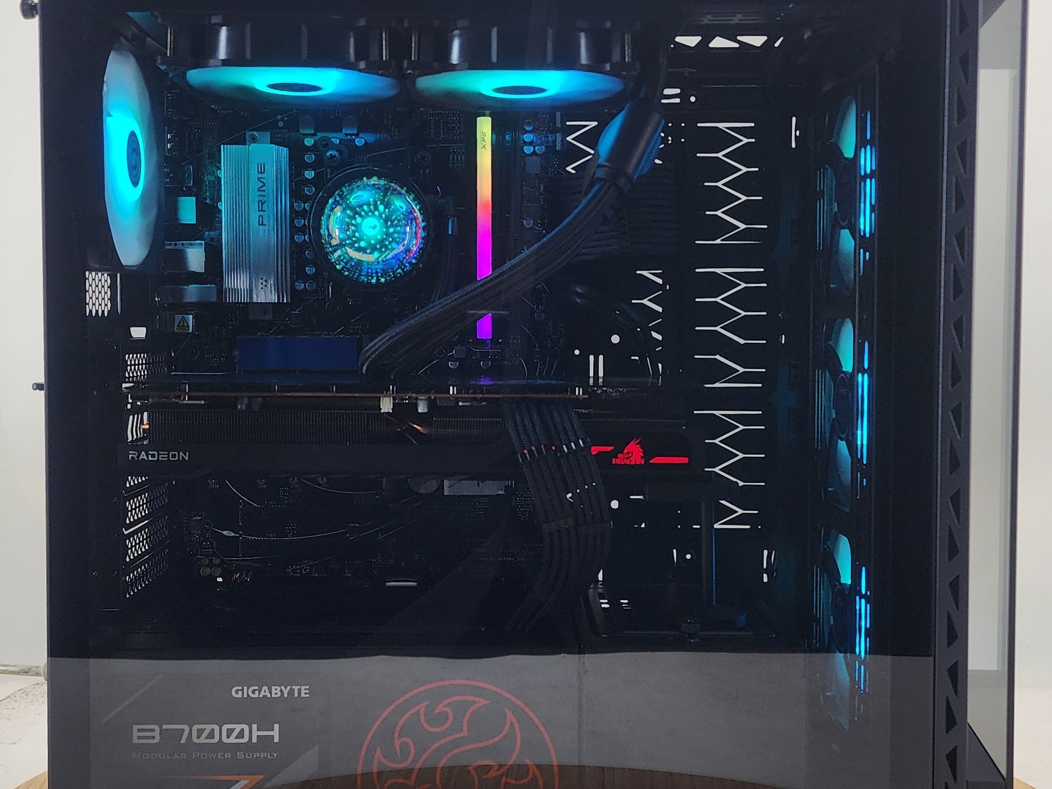 Gaming PC Ryzen 5 7600X 16GB RAM 512GB SSD + 2TB HDD RX 6800 XT 16GB Win11 PC
