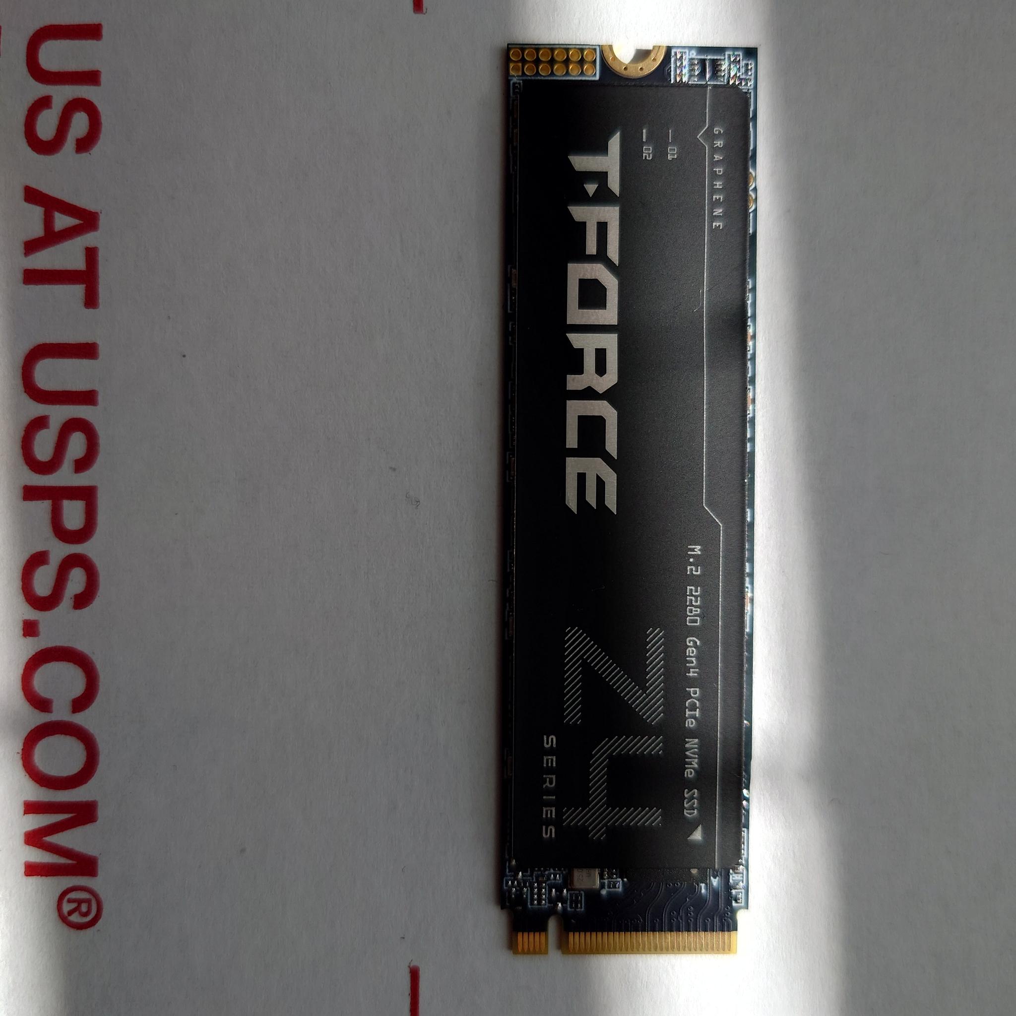 Team Group T-Force Z44A7Q M.2 2280 1TB PCIe Gen 4.0x4  NVMe SSD
