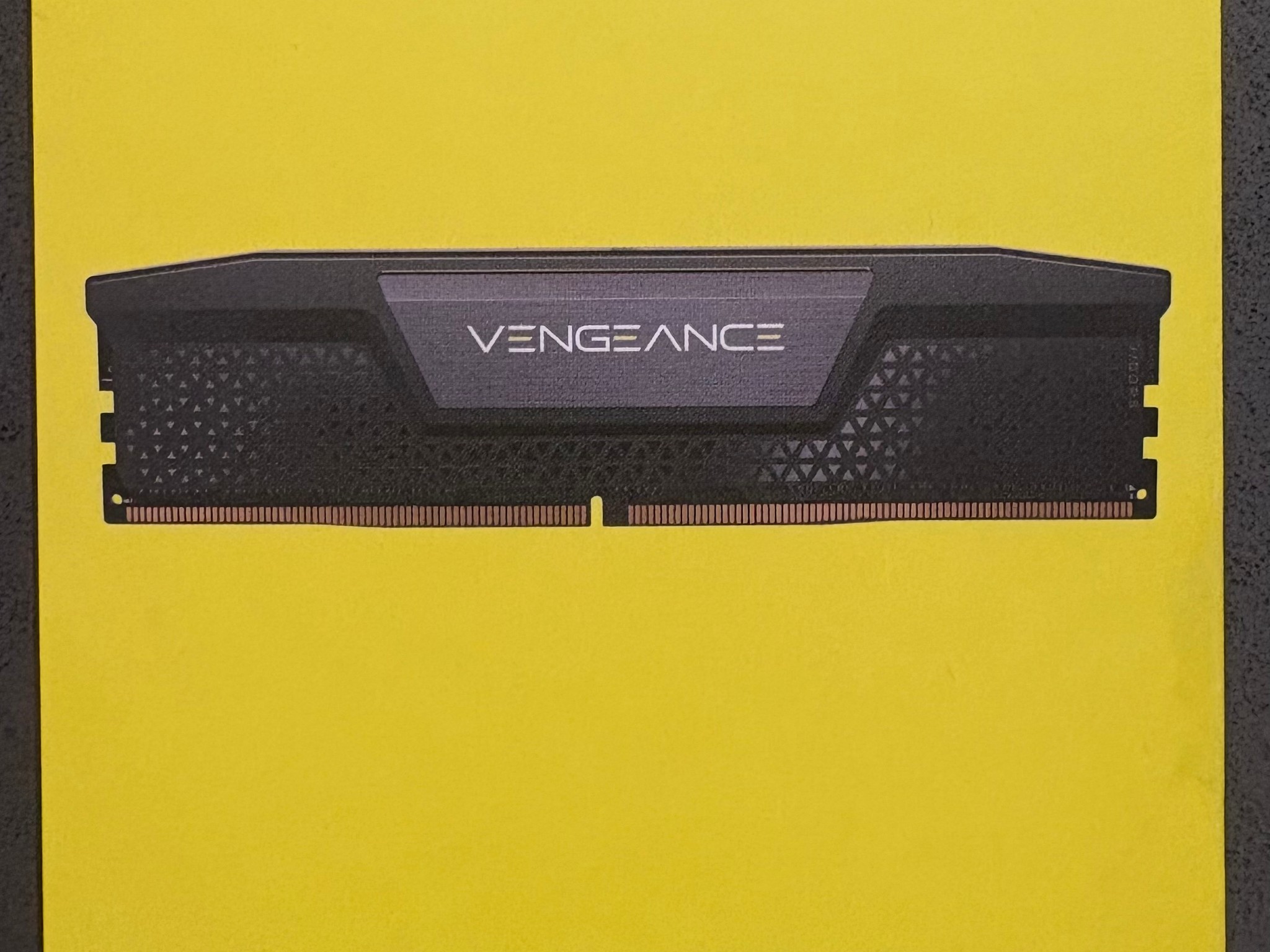 CORSAIR Vengeance 32GB (2 x 16GB) DDR5 DRAM 5200MHz CL40 Memory Kit — Black