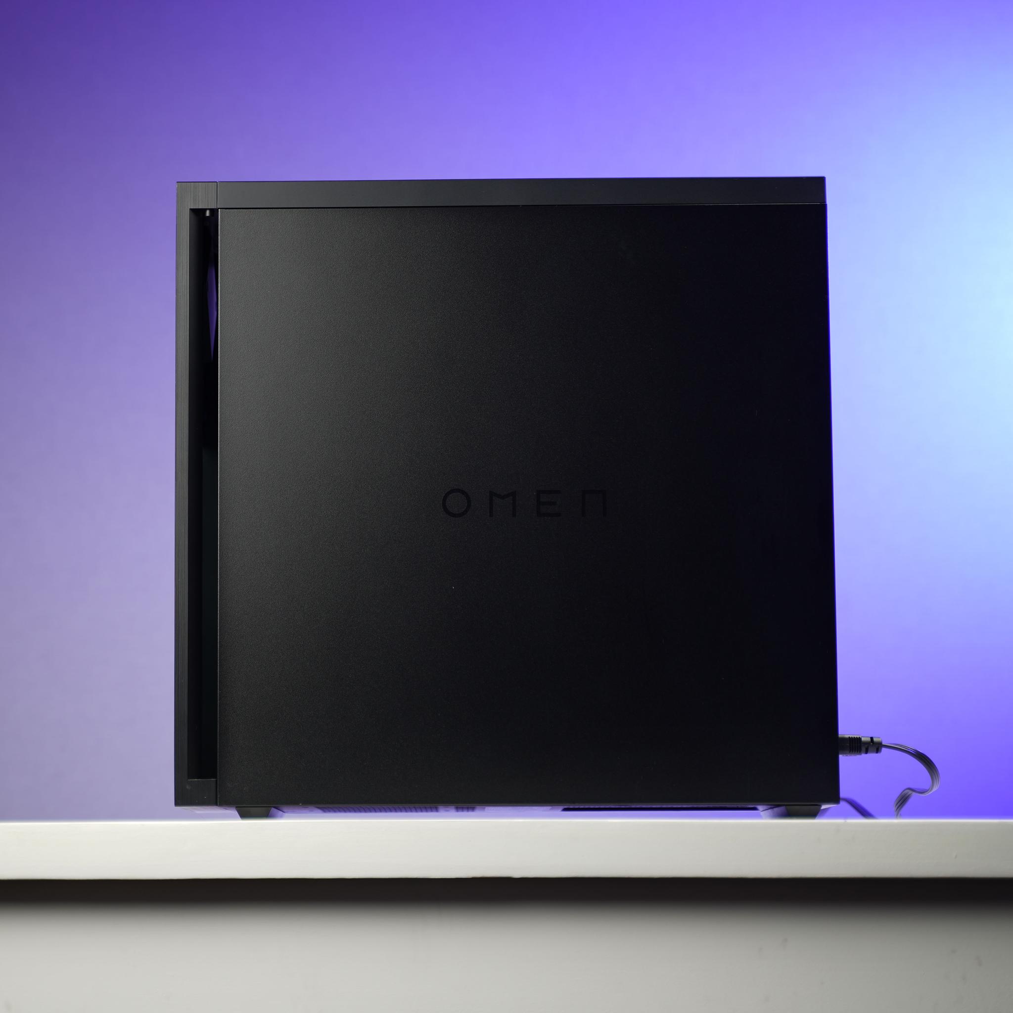 \ OF-03 / RTX 3070 Ryzen 7 5700G 16GB 1TB Windows 11 Gaming PC Powerhouse