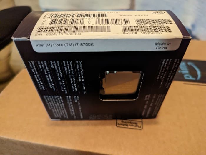 BNIB Intel 8700k