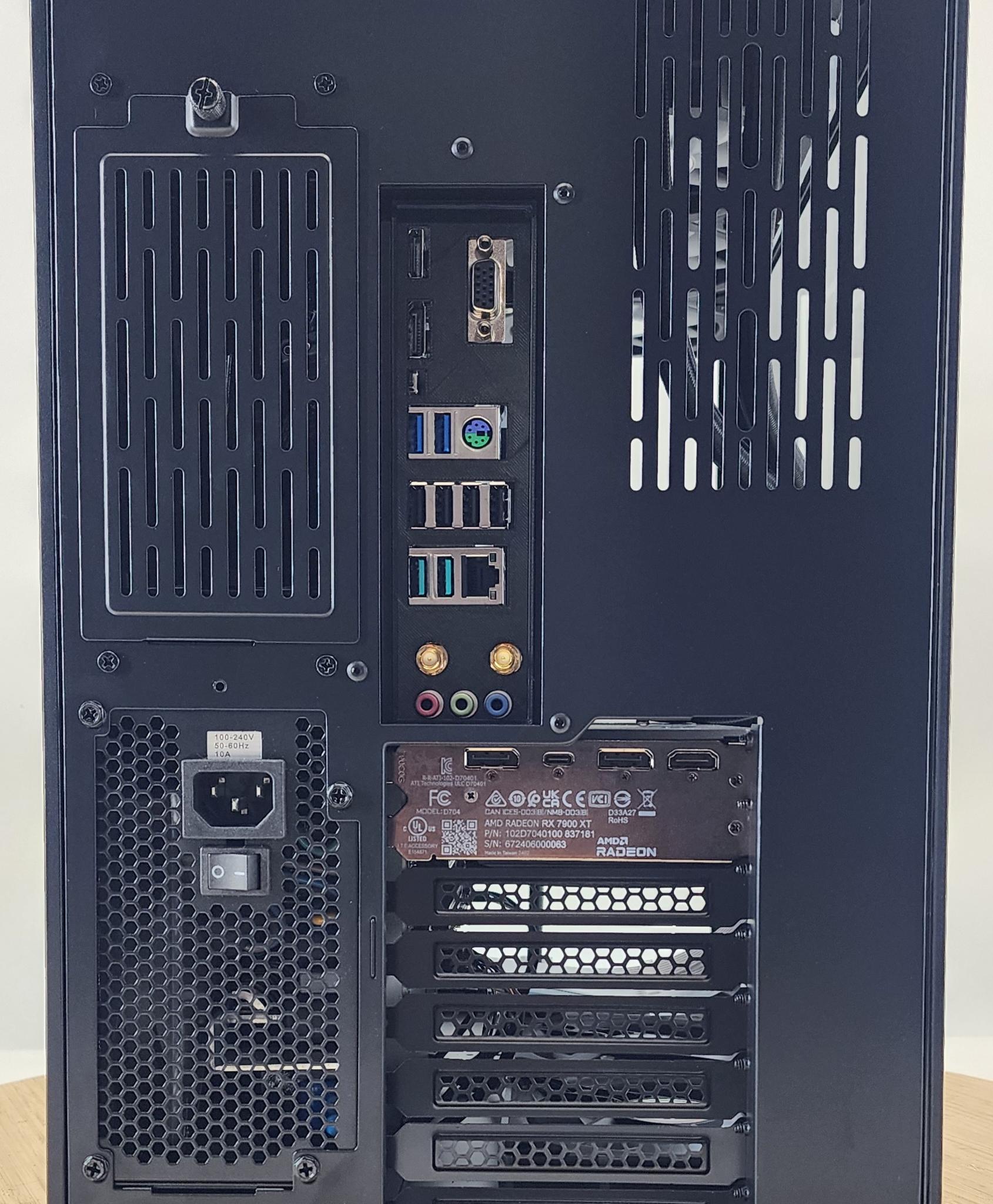 Gaming PC Ryzen 7 7800X3D 32GB RAM 2TB SSD RX 7900 XT 20GB Windows 11 Computer