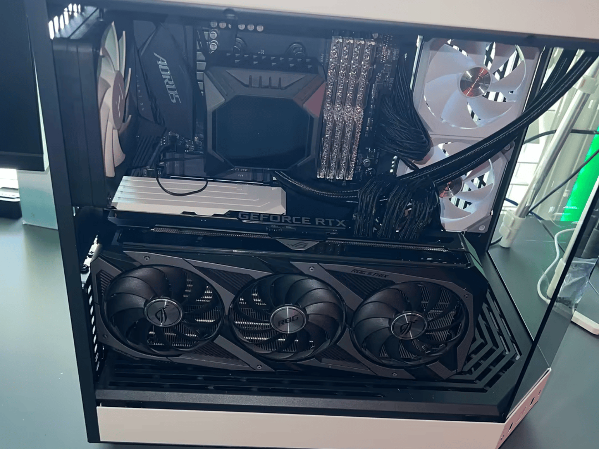 Custom GamingPC (Non LHR 3080)