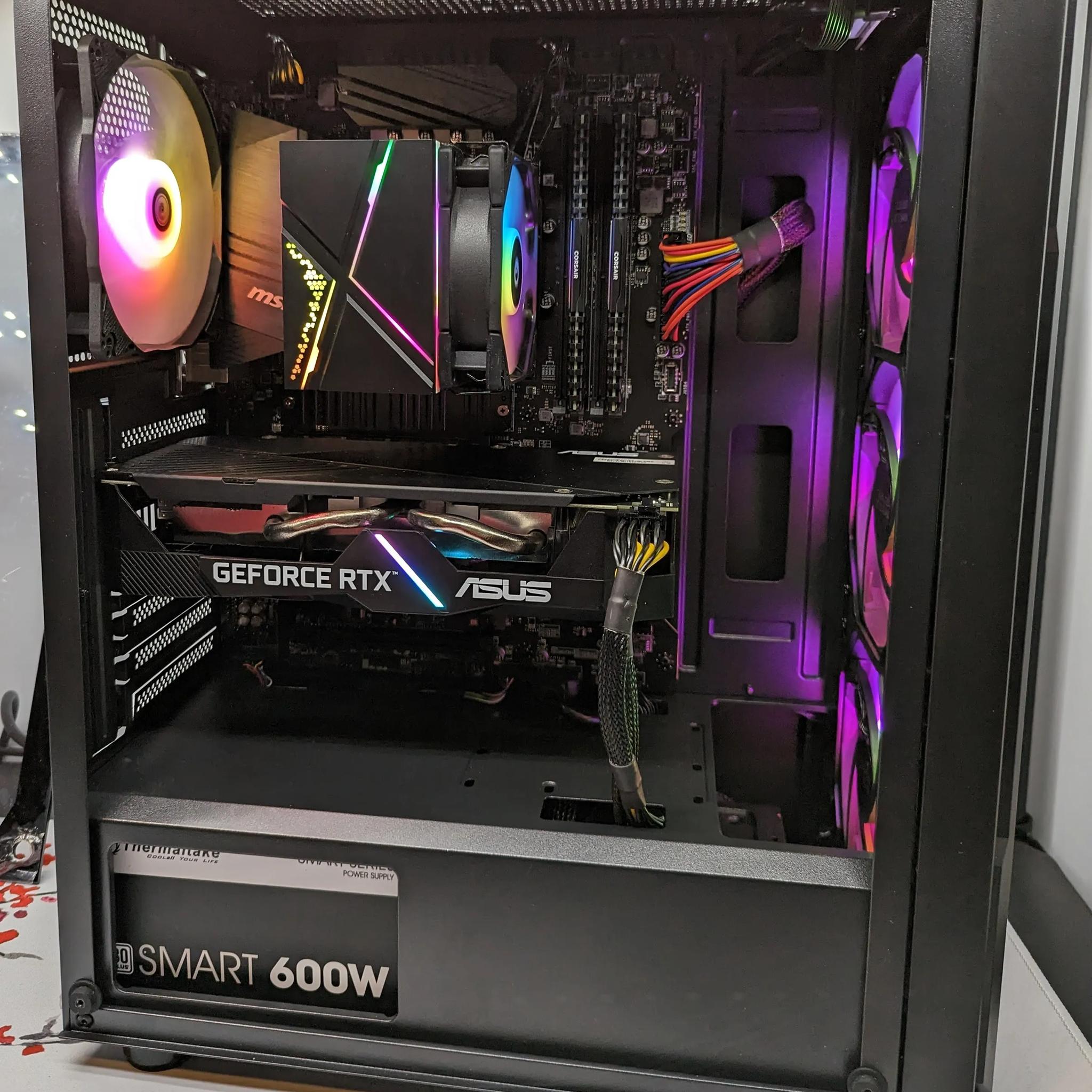 DENT SALE! Ryzen 5 5600 / 16GB DDR4 / 1TB SSD / RTX2060 6GB