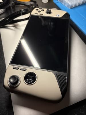 MSI Claw 8 AI+ A2VM 1TB Handheld System w/ JSAUX docking station - 1920x1200 res