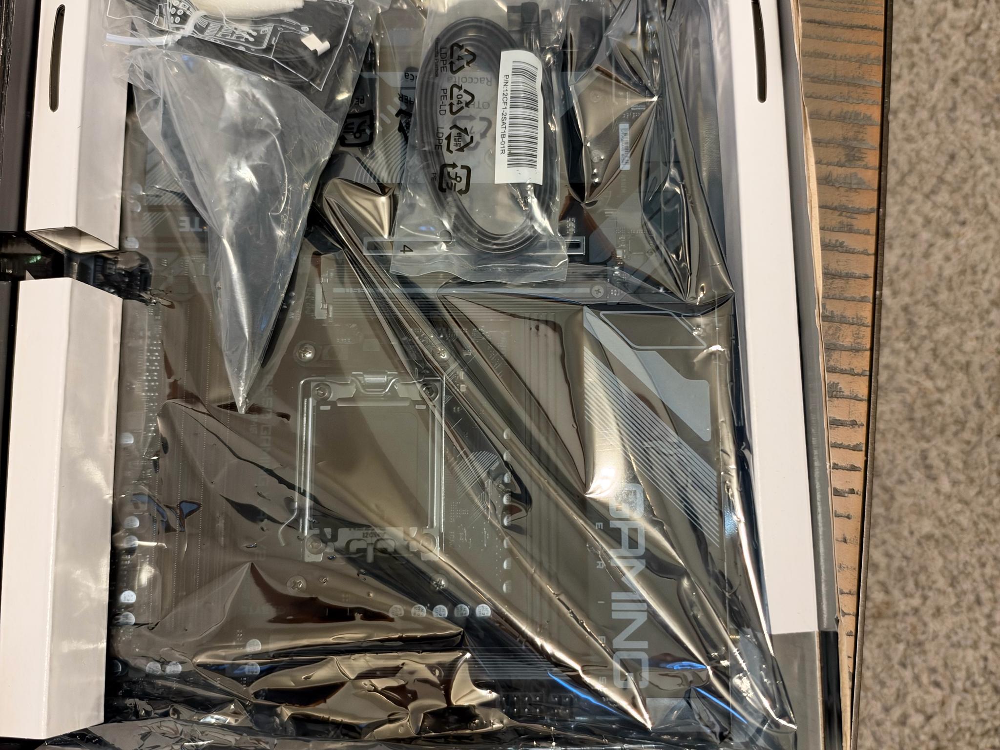 GIGABYTE B650 GAMING X AX V2 - Image 2