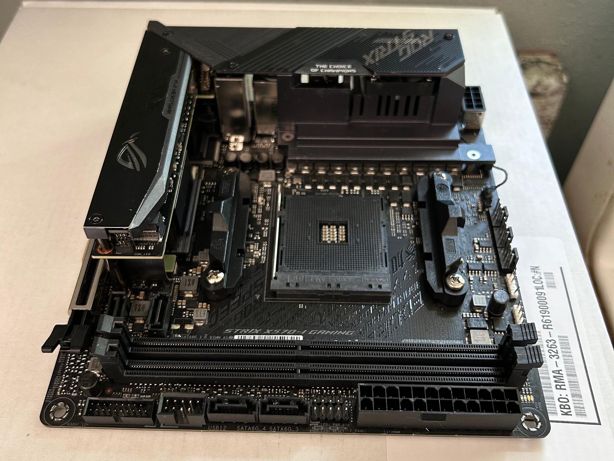 ASUS ROG Strix X570-I Gaming AM4 AMD X570 Mini ITX AMD Motherboard