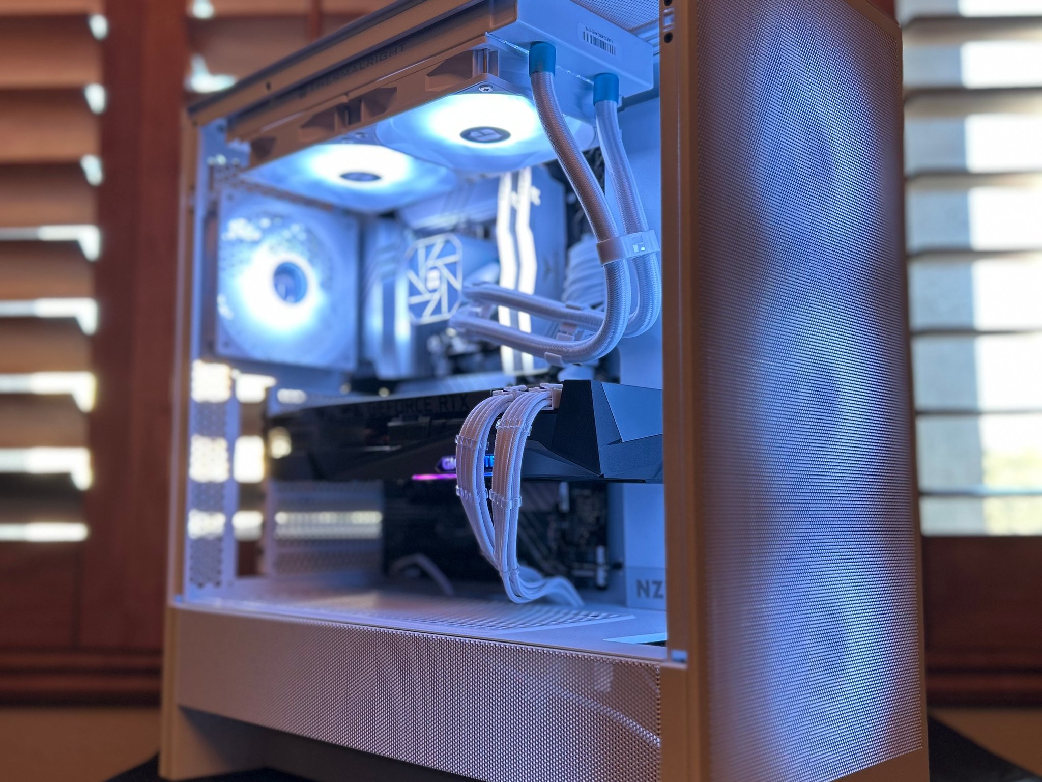 Intel Core I5 12600KF | RTX 3080 10GB| 16GB RAM