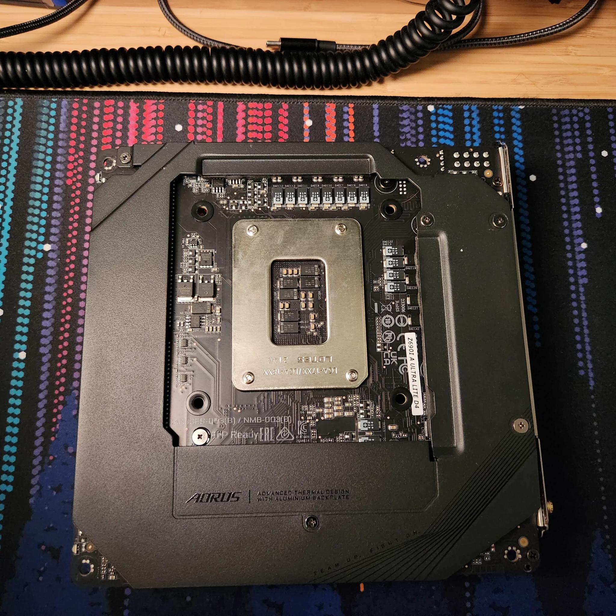 Gigabyte Z690I AORUS Ultra Lite DDR4 Mini-ITX LGA1700