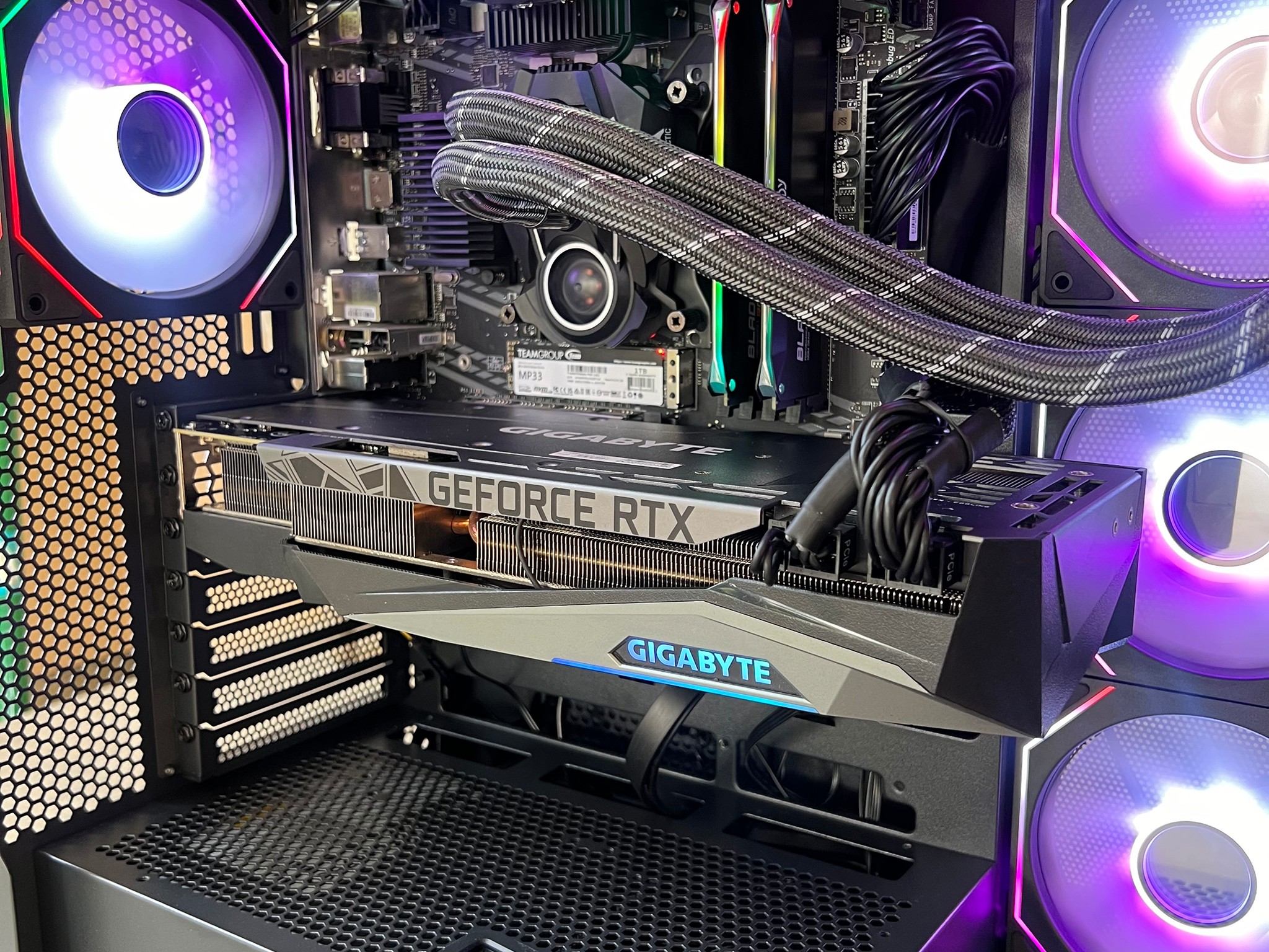 Gaming pc | Rtx 3080 | i7-10700k | 32GB 3600MHz Ram | 1TB nvme | Windows 10