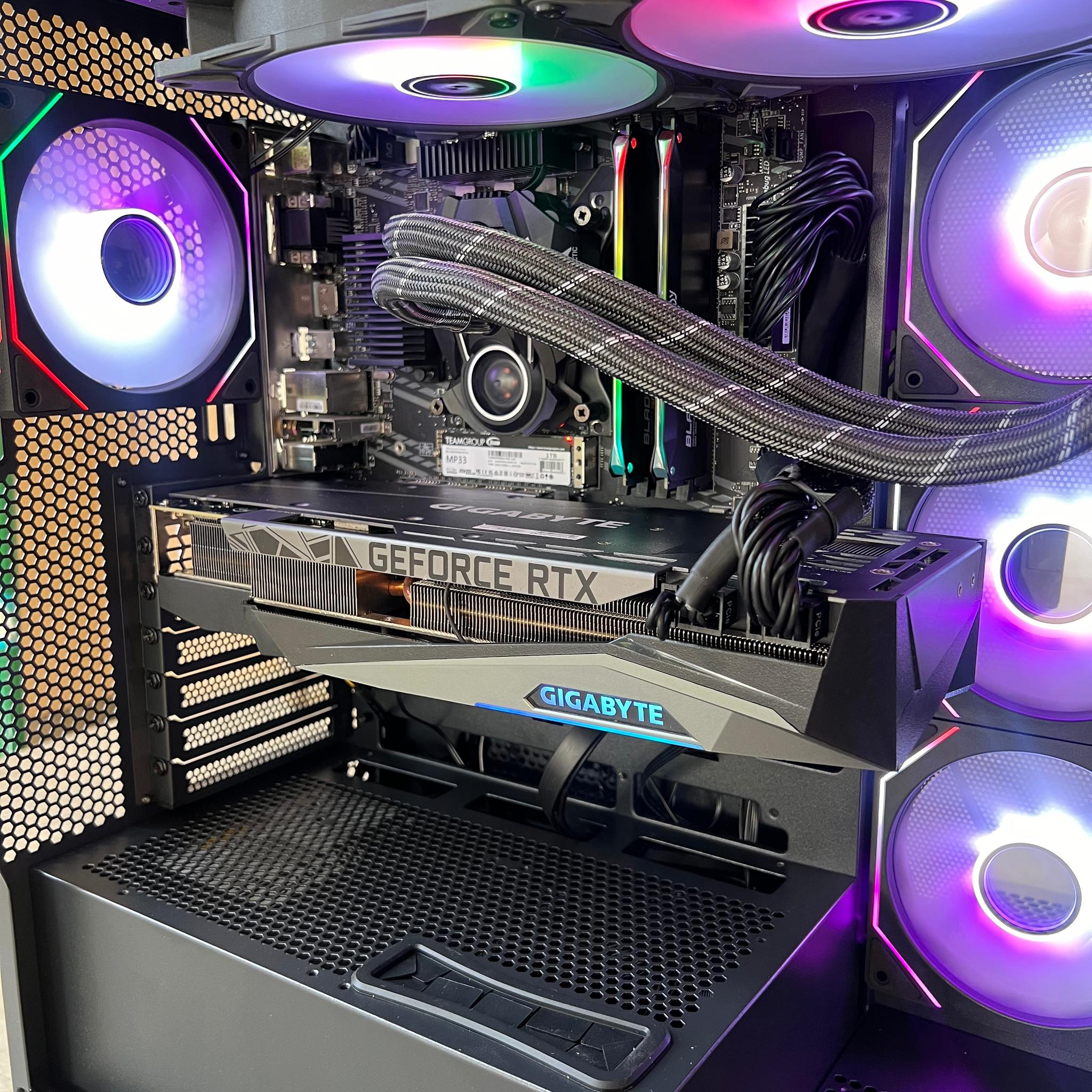 Gaming pc | Rtx 3080 | i7-10700k | 32GB 3600MHz Ram | 1TB nvme | Windows 10
