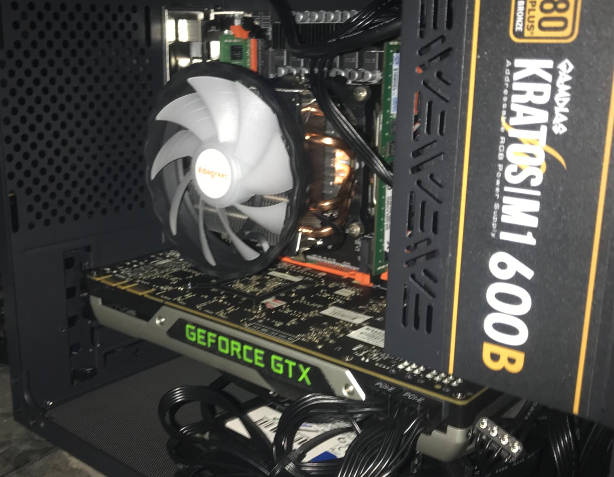 Sleek Minimal Gaming PC w/ GTX 980Ti 6gb E5 2660v3