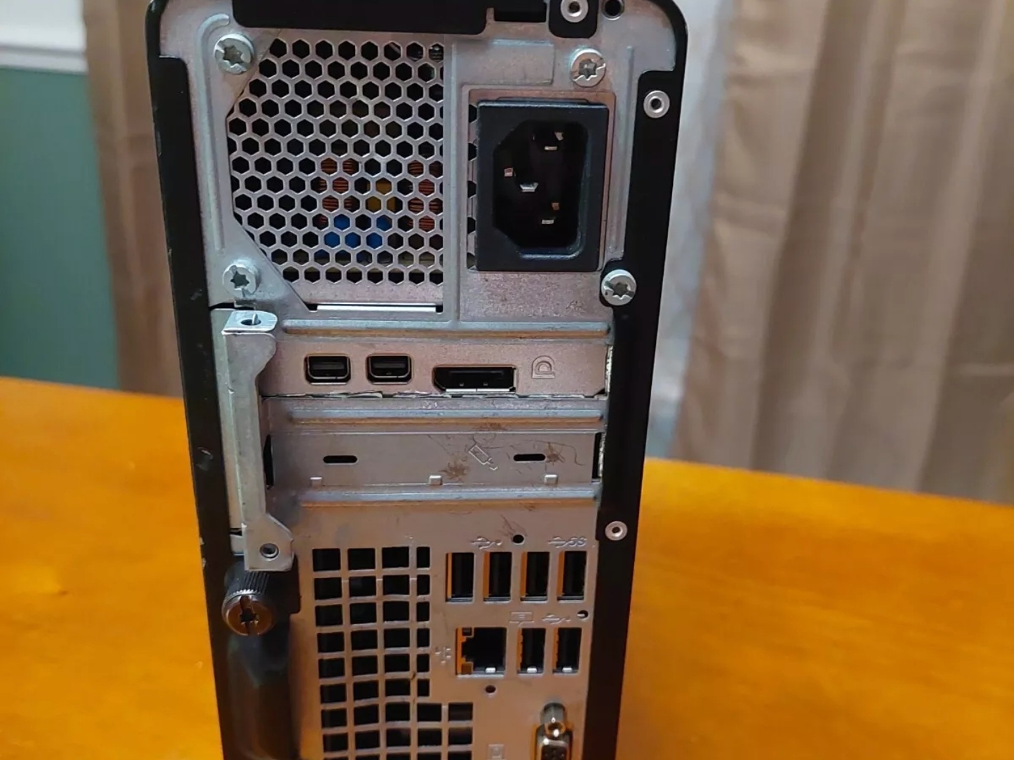 HP ProDesk 400 g4 Esports Gaming Pc Intel I5, 16GB Ram, 512GB SSD, AMD Rx 550 4gb