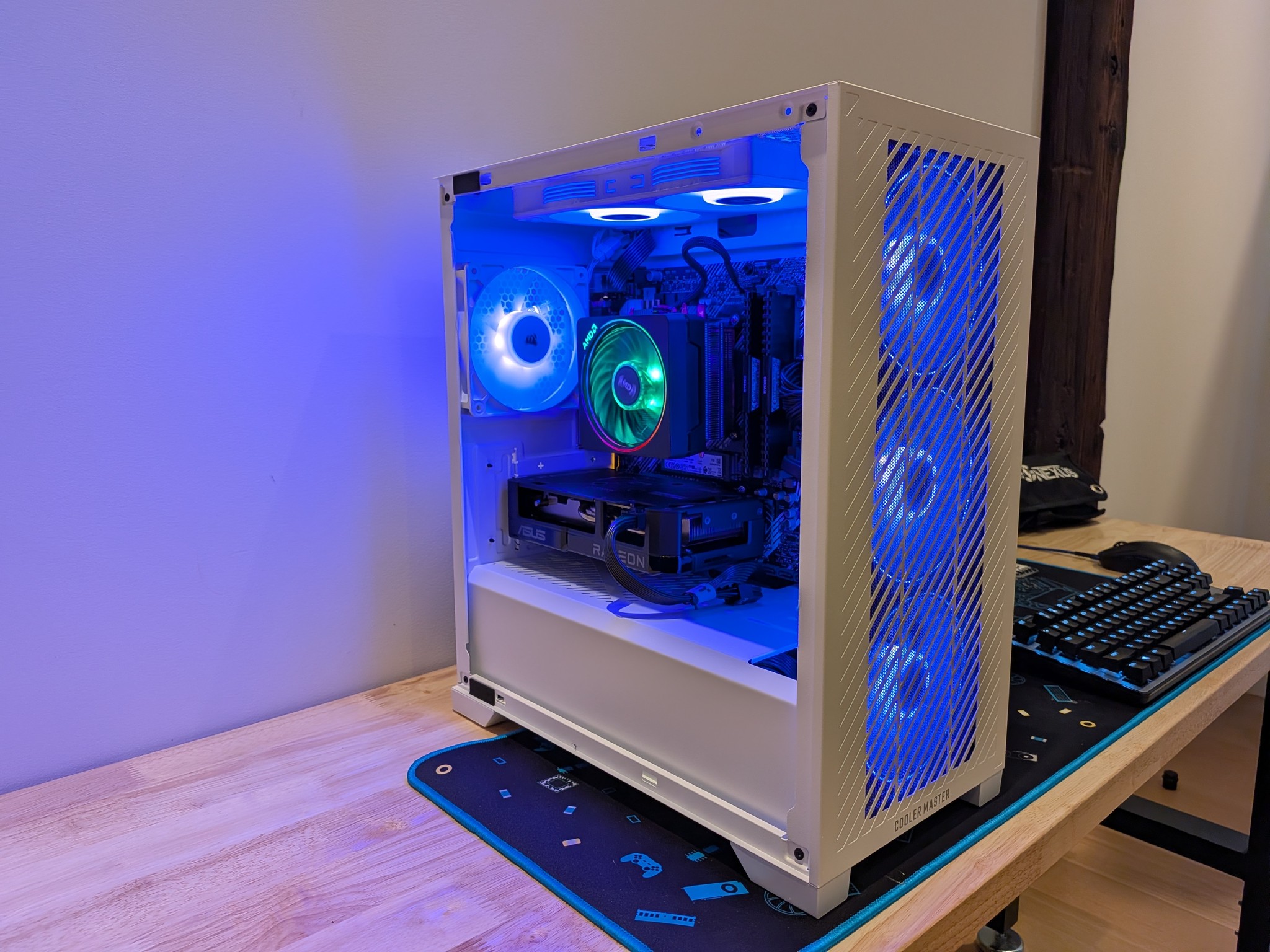 1440p Violet Cloud - RX 9060 XT 16GB, Ryzen 5 5600X, 32 GB DDR4 RAM, 1 TB Gen 4 NVME, RGB