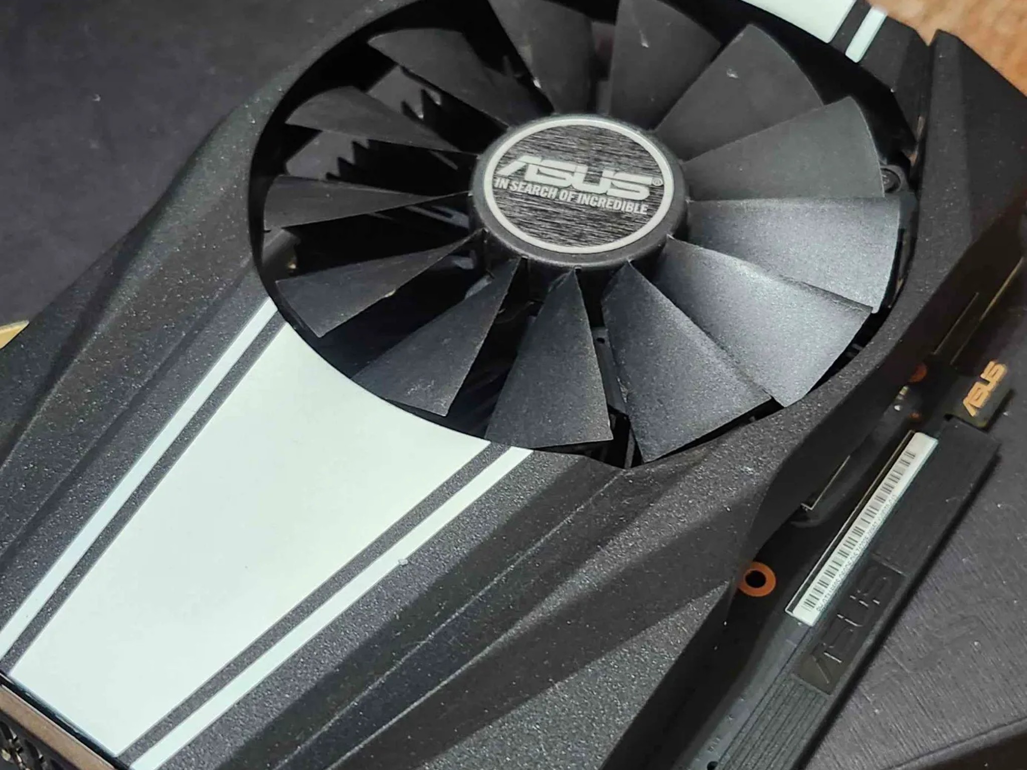 Asus Phoenix GTX 1660 SUPER