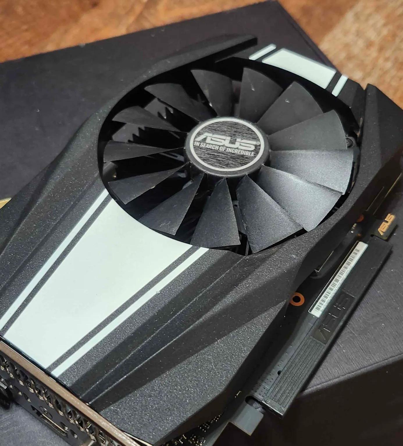 Asus Phoenix GTX 1660 SUPER