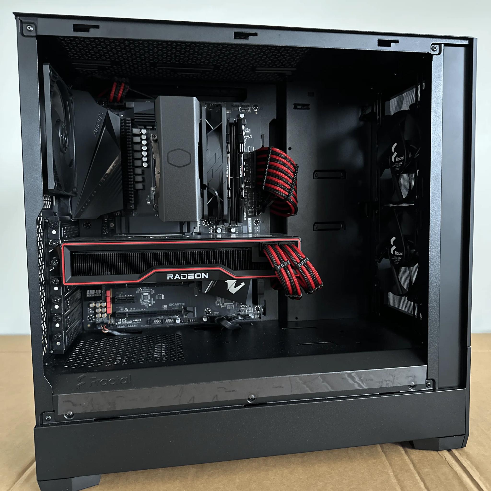 AMD Ryzen 5 5800X + 6800XT + 32GB RAM + 1TB SSD - BLACK AND RED
