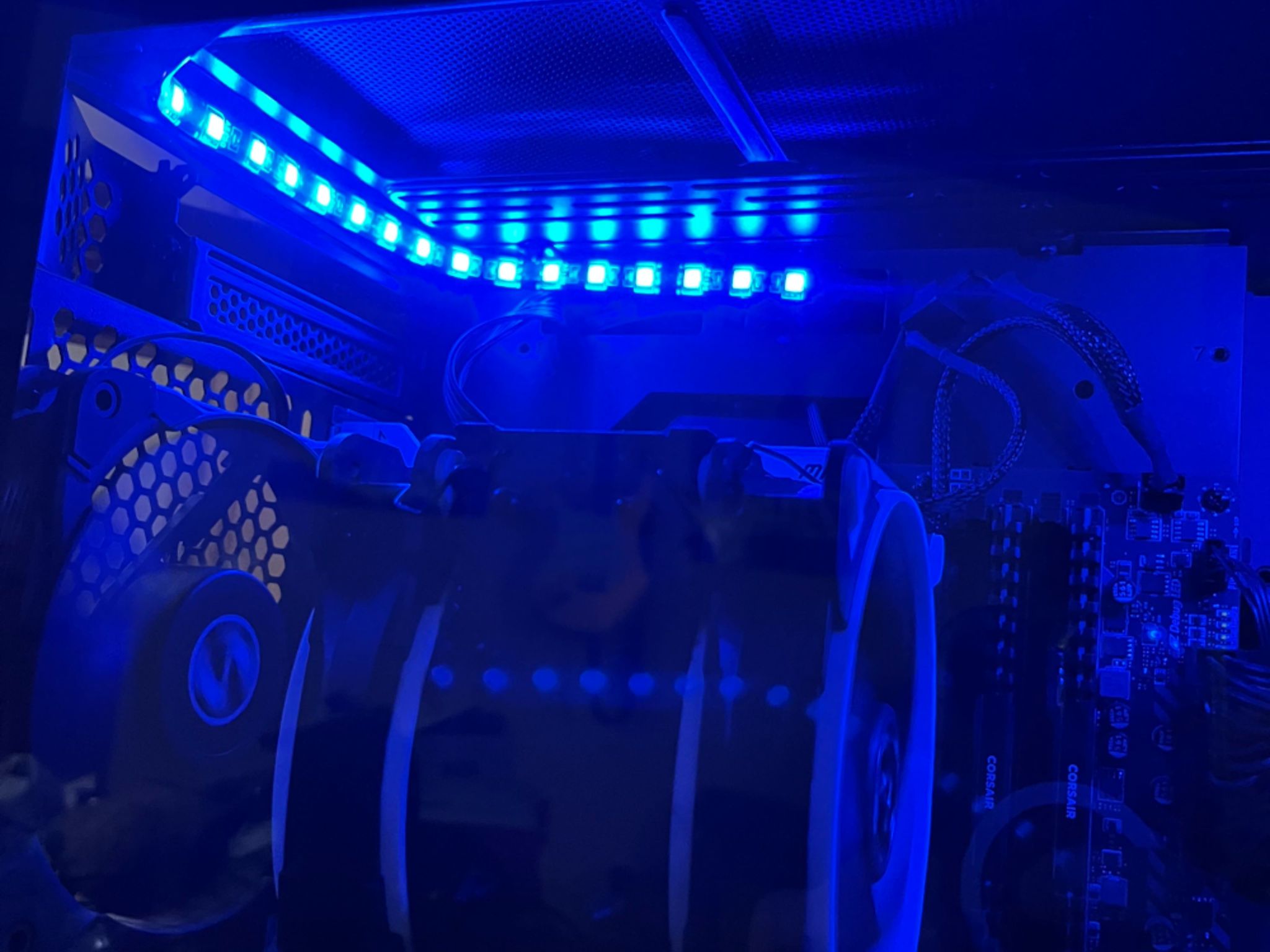 low price! radeon rx6600XT gaming pc