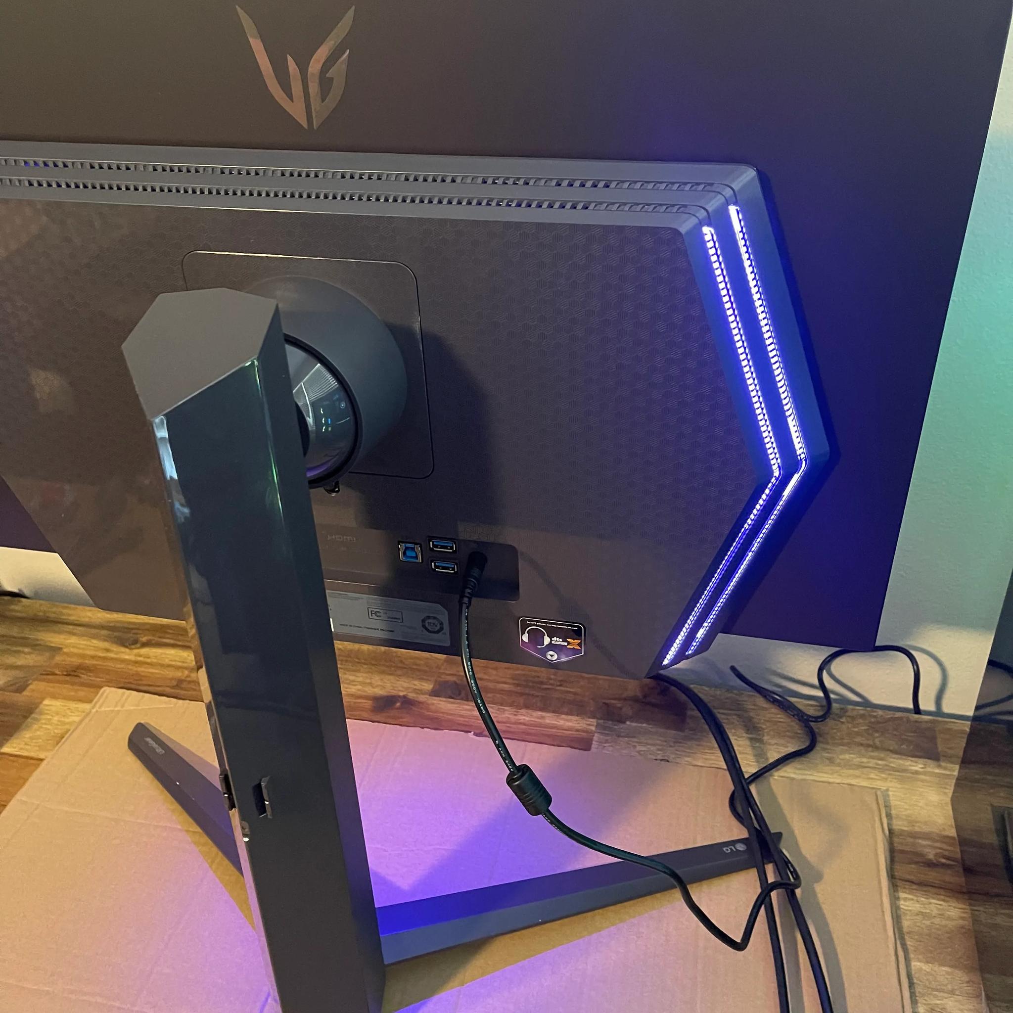LG 27" UltraGear OLED 2k 240Hz Gaming Monitor