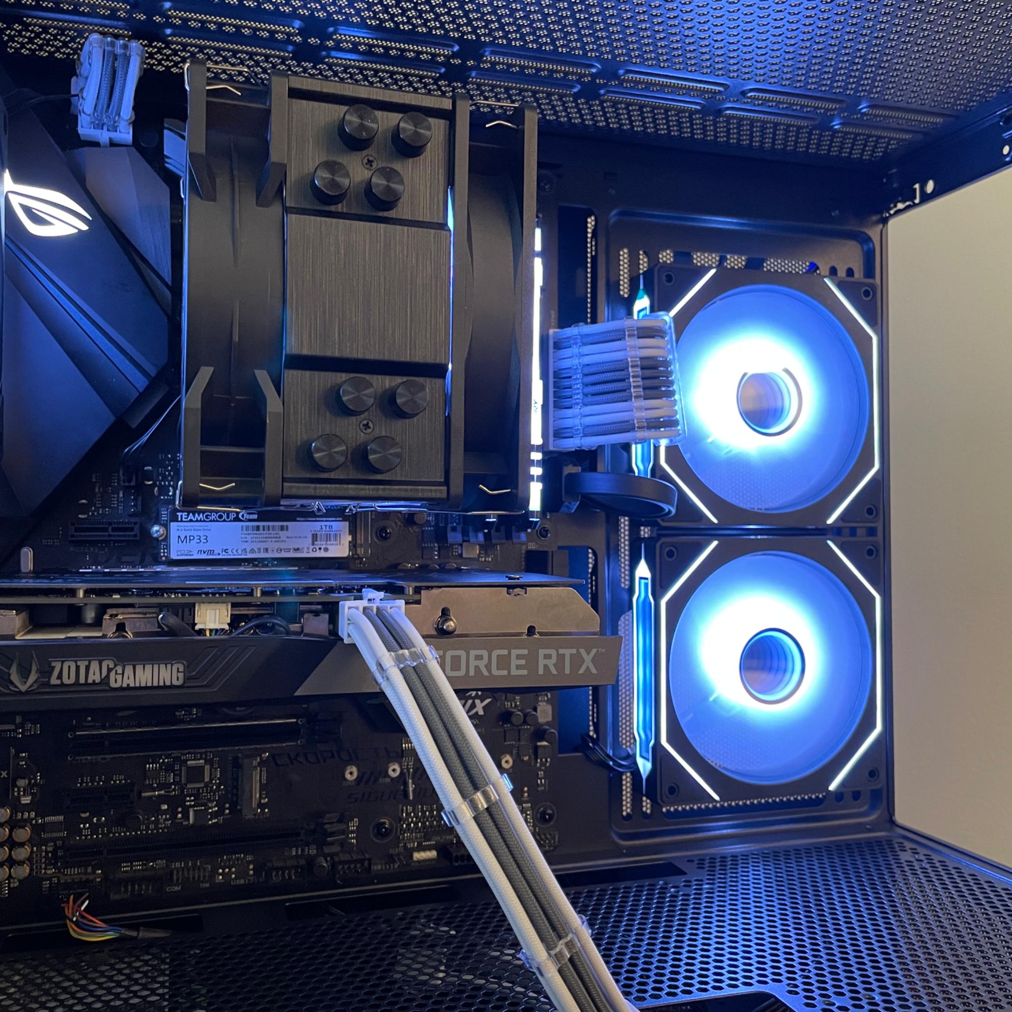 RTX 3060 - Ryzen 5 5600 - 1TB SSD - Gaming PC