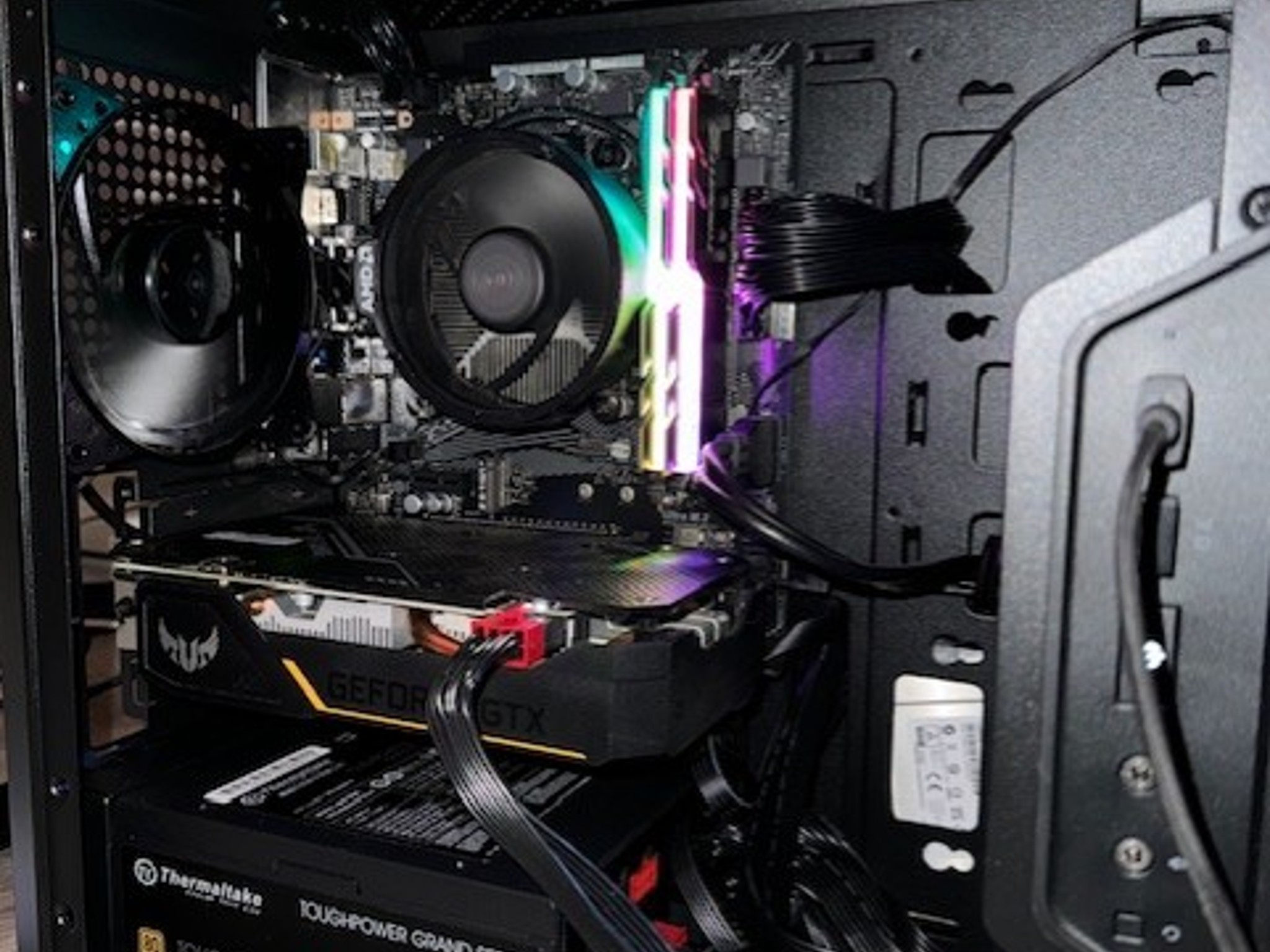 Ryzen 5 3600 1660ti Gaming Budget PC