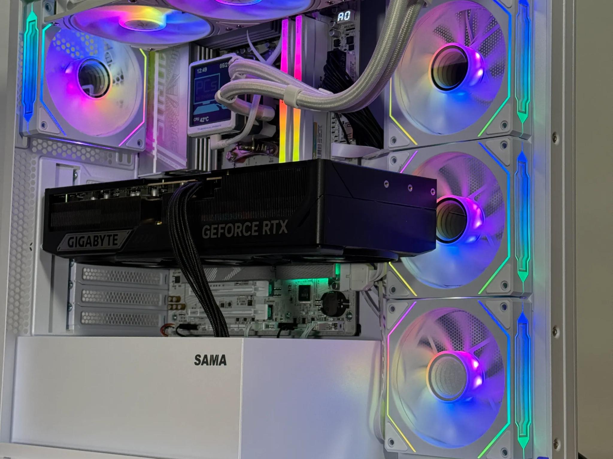 RTX 5090 Ryzen 7 9800X3D Gaming PC