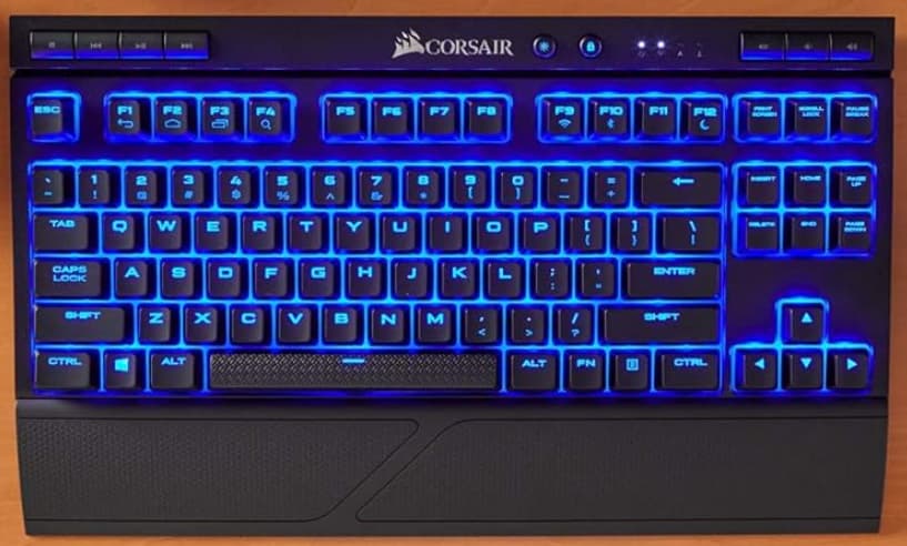 Corsair KB/M & Deskmat Gamer's Set