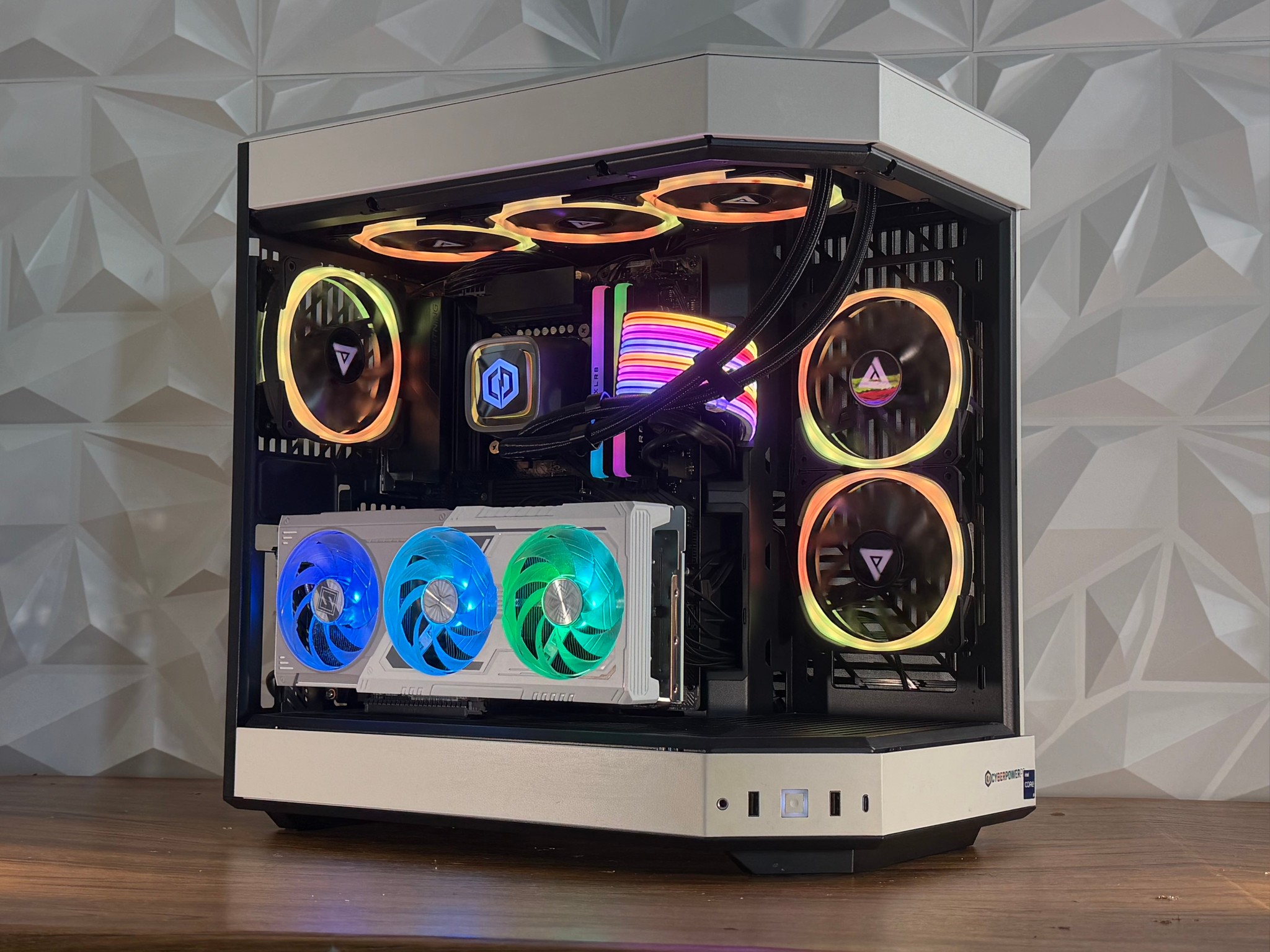 🐼|i9-13900KF | RX 9070 XT | 32GB DDR5 | 2TB SSD| Windows 11 Pro "PANDA MACHINE" 🐼