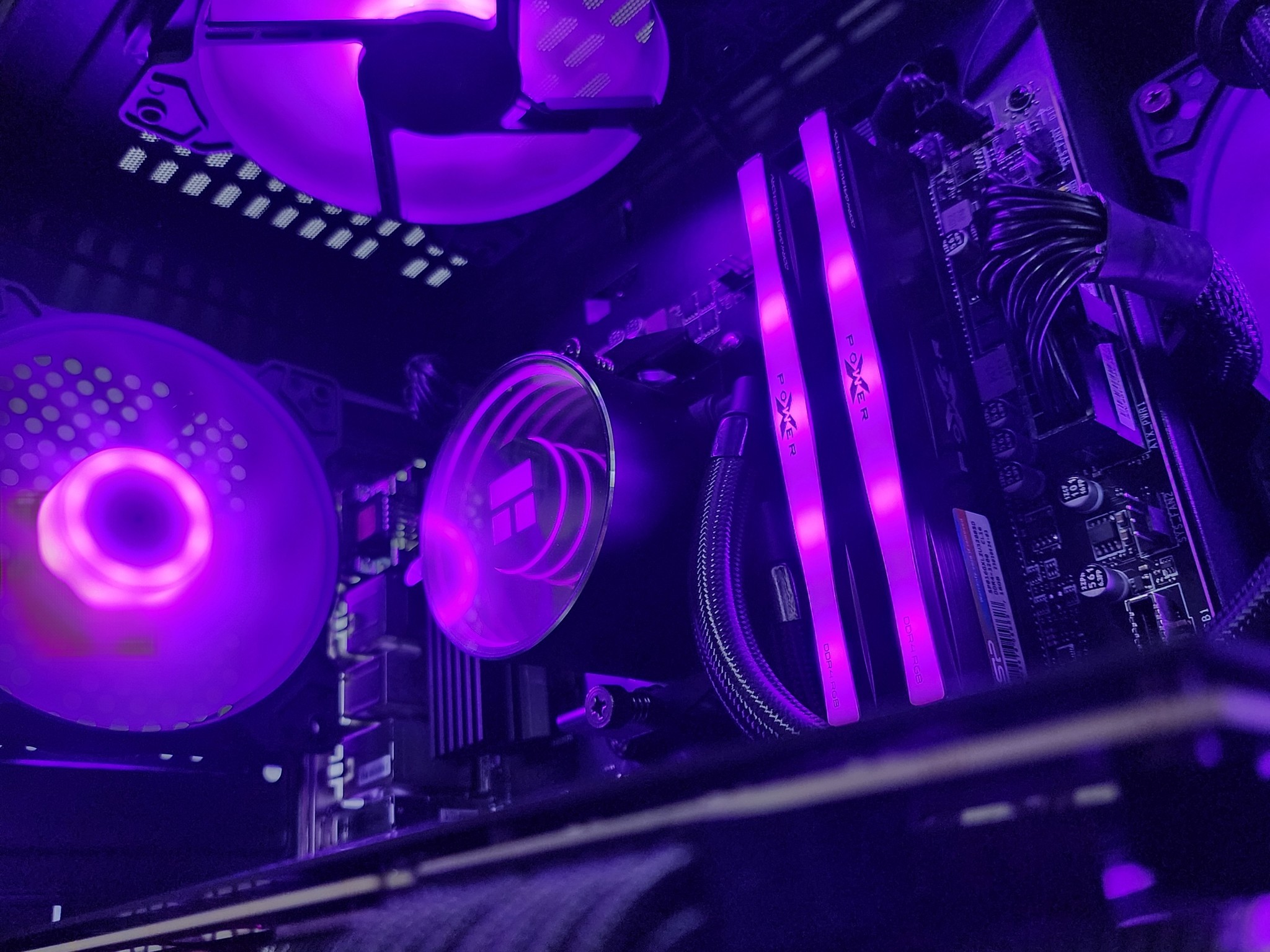💜🖤💜 EVGA RTX 3070 FTW // AMD Ryzen 7 5700G // Silicon Power Zenith RGB 32GB 3200MHz