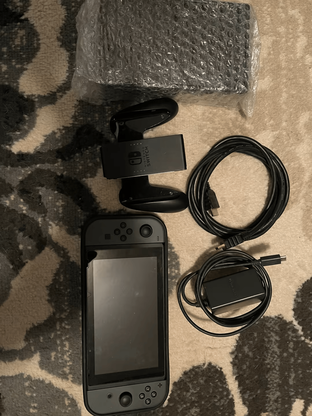 Nintendo Switch Used GRADE A.  This is a really nice Switch better than most I have seen on Ebay!