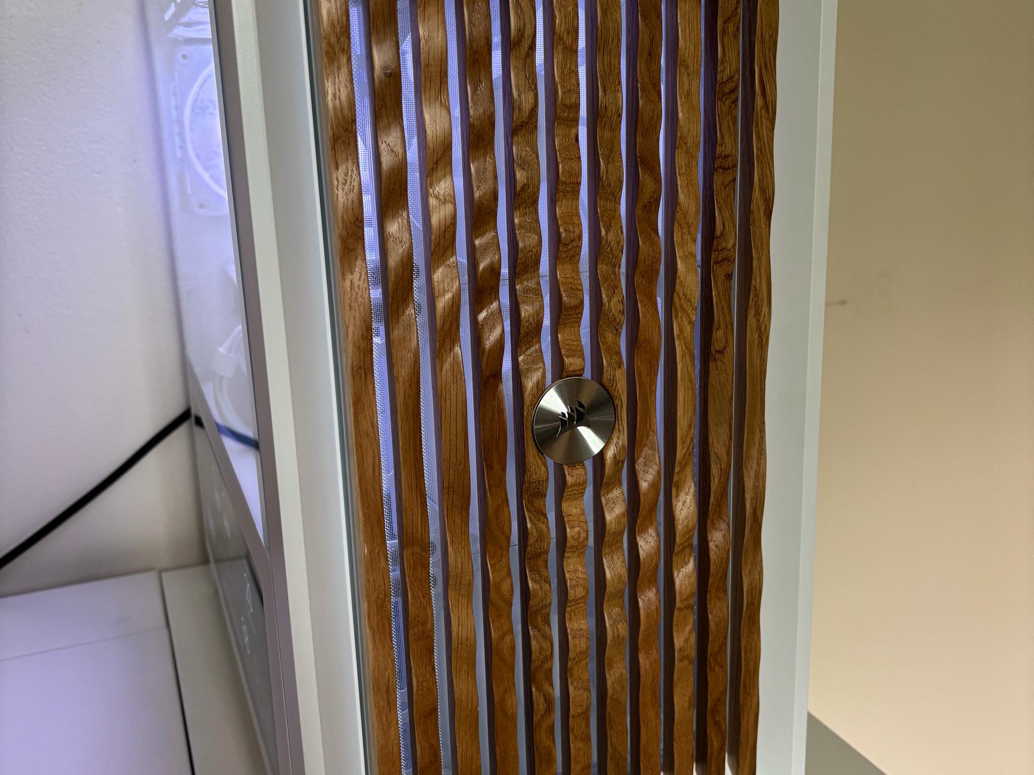 ICE KING   RYZEN 9850X3D | NVIDIA RTX 5090 | 32GB DDR5 6400 |