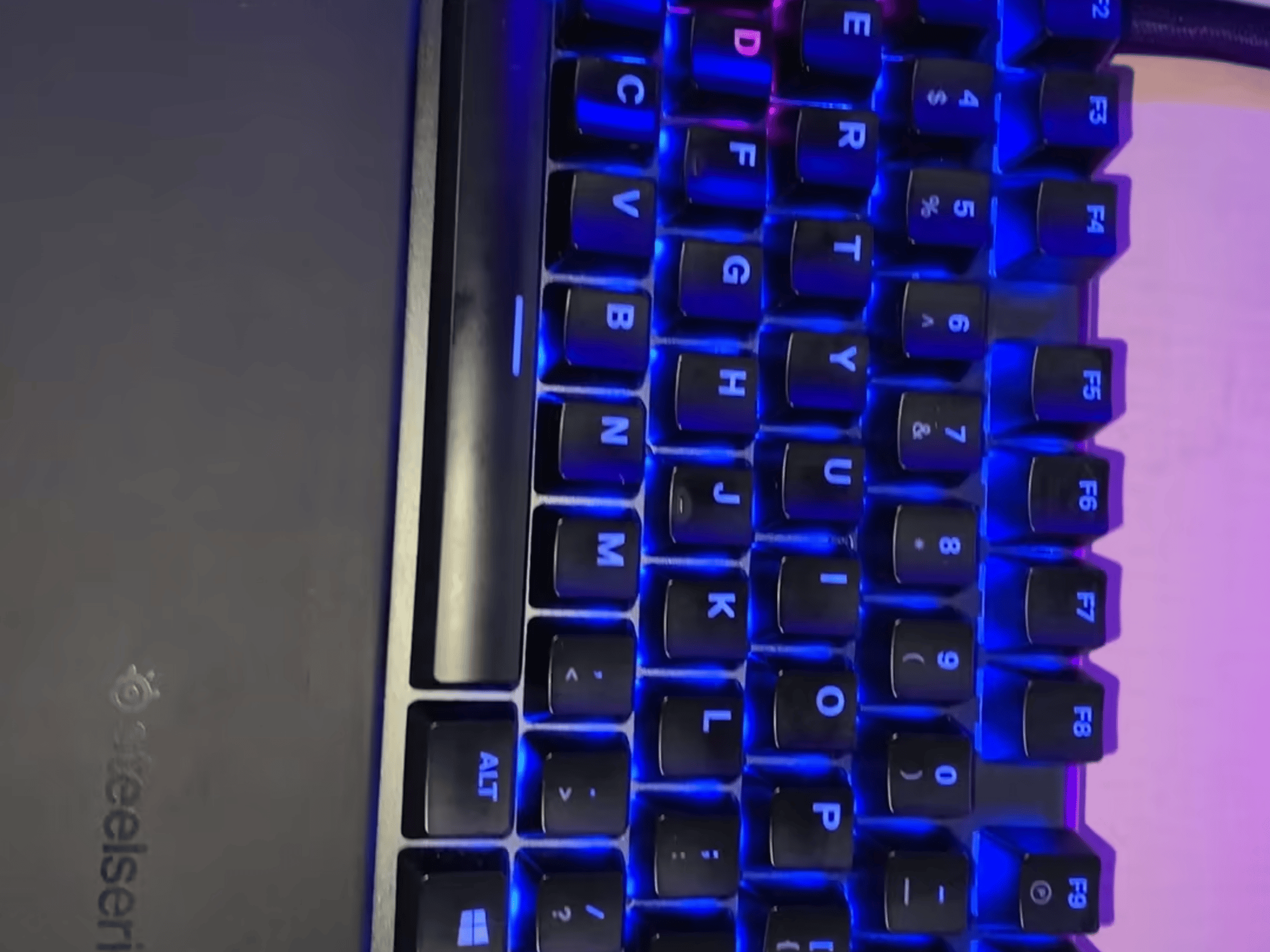 SteelSeries Apex 5 Gaming Mechanical Keyboard