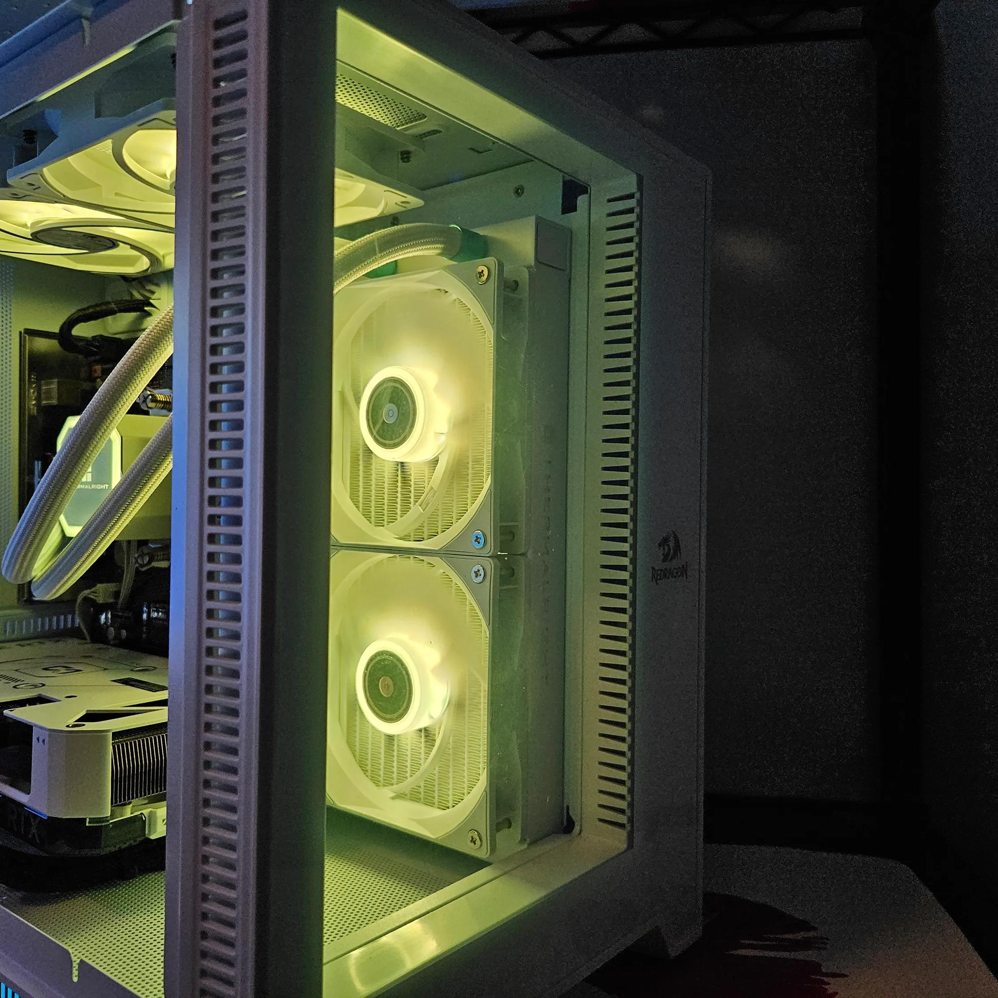 Liquid cooled Artic Rig Ryzen 5 5500 / 32GB DDR4 / 1TB / RTX 4060 8GB