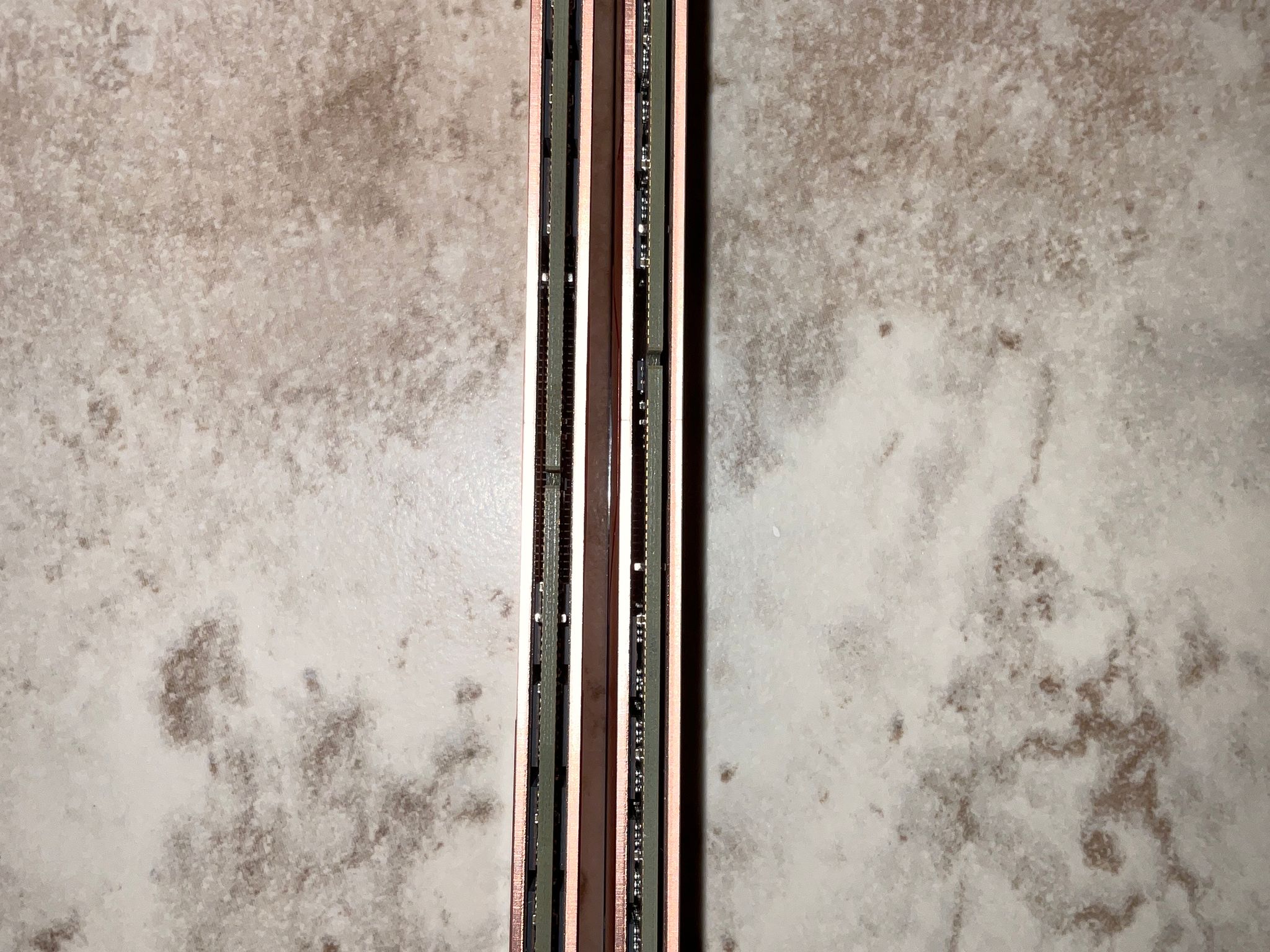 V-Color Skywalker Plus DDR4-4000 64GB (2 x 32) CL18-22-22-42 1.4V