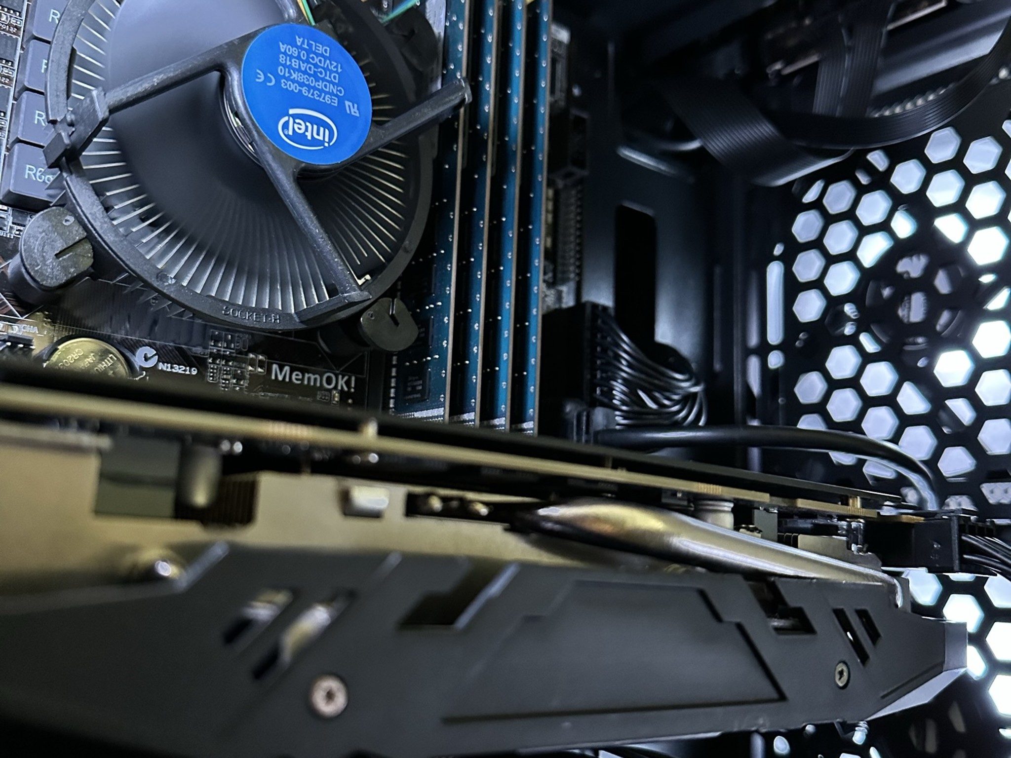 Intel i7 // RX 580 Gaming PC