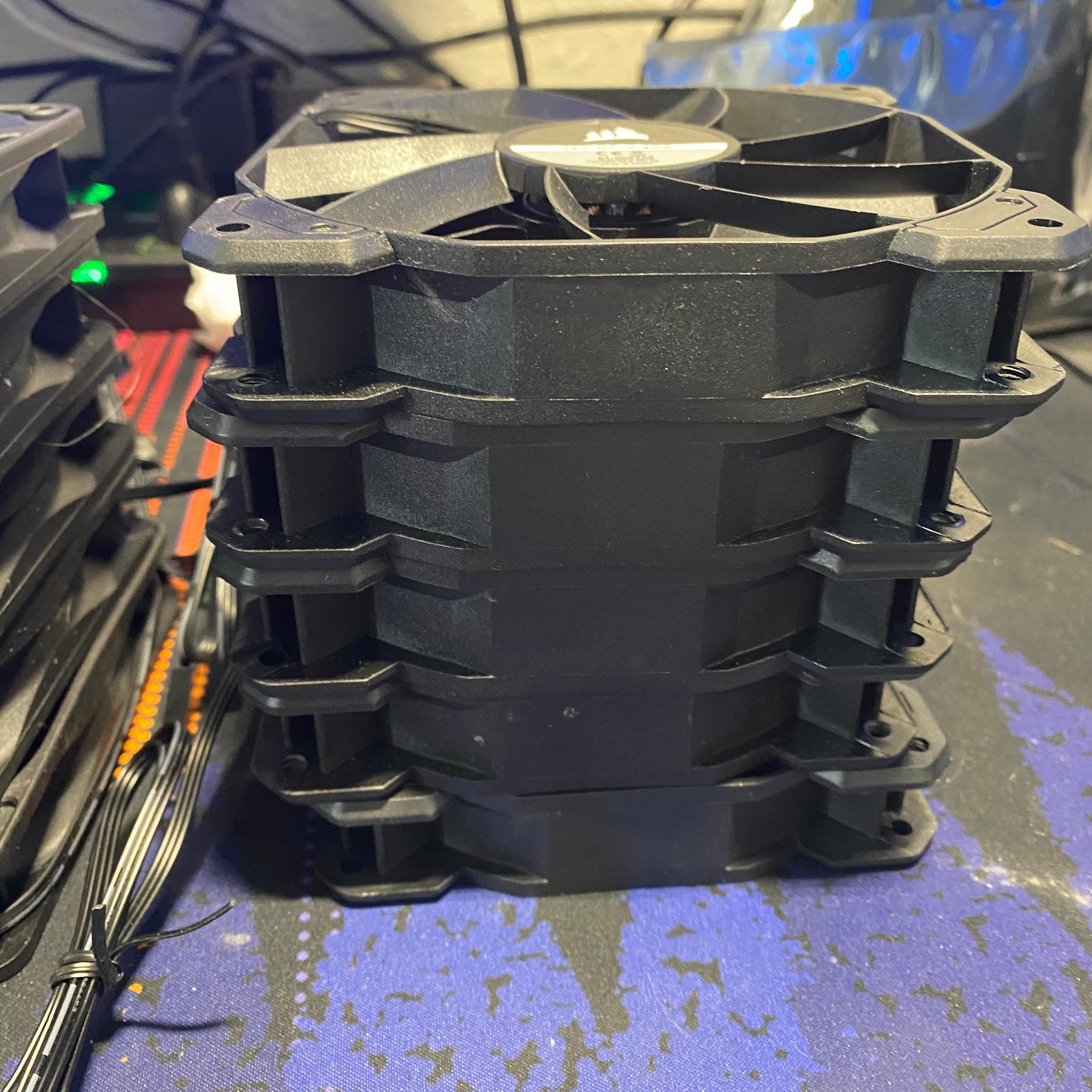 6x Corsair SP120 Elite, 120mm Hydraulic Bearing Case Fan with CORSAIR AirGuide Technology