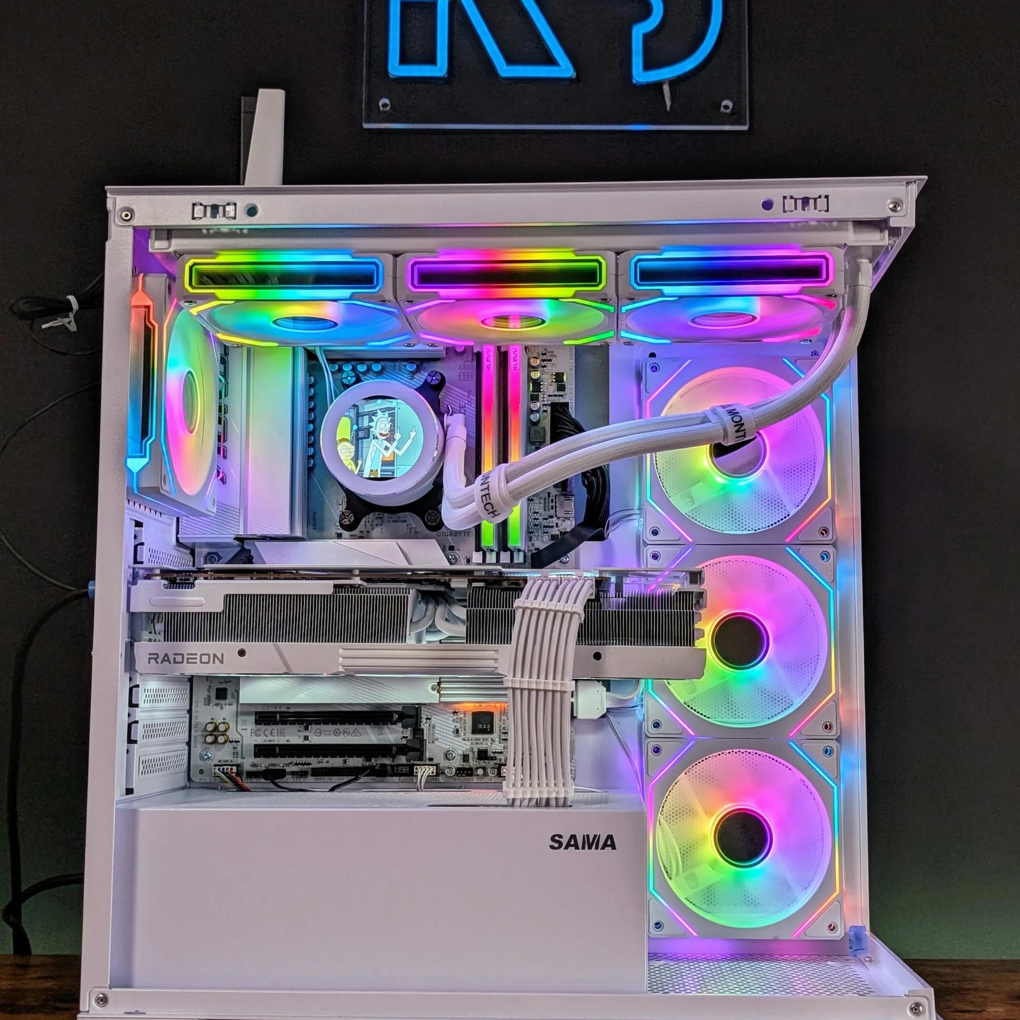 RX 7900XT 20GB // Ryzen 7800x3D // 32GB DDR5 // 2TB Gen4 NVMe // WiFi