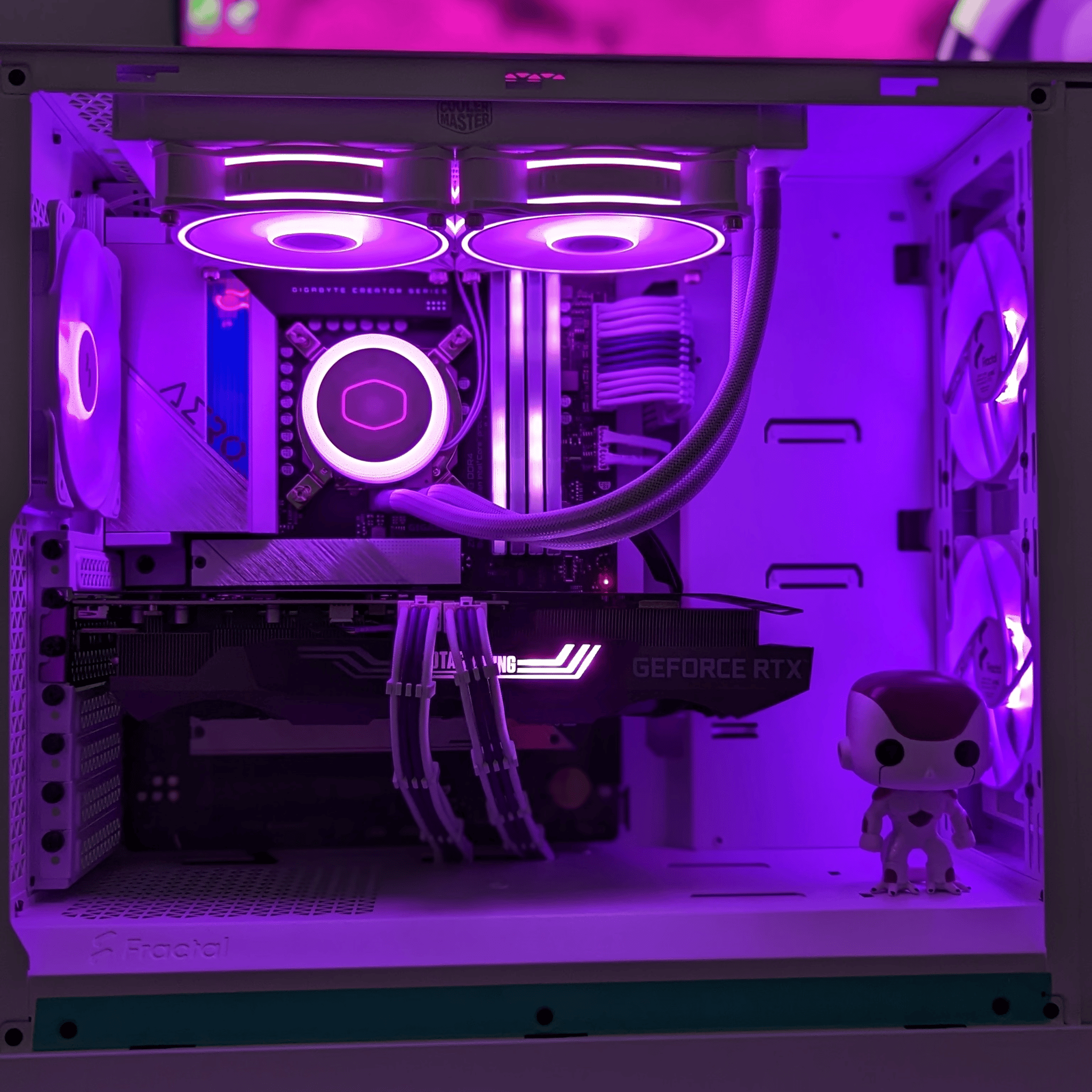 Frieza Gaming PC i5-12600KF GeForce RTX 3070 Ti 32GB RAM 1TB SSD WiFi RGB VR