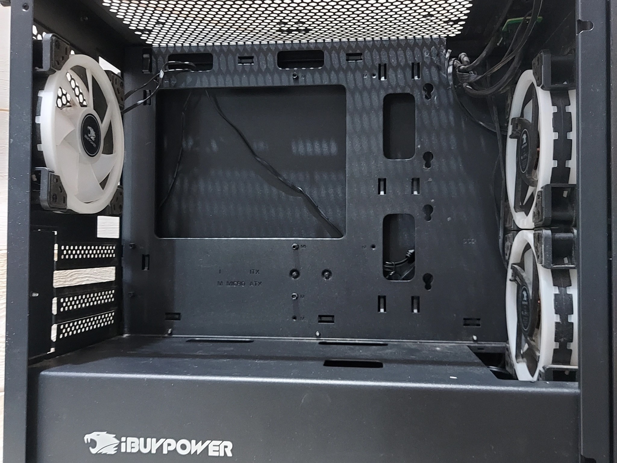 MICRO ATX IBuyPower I series PC case