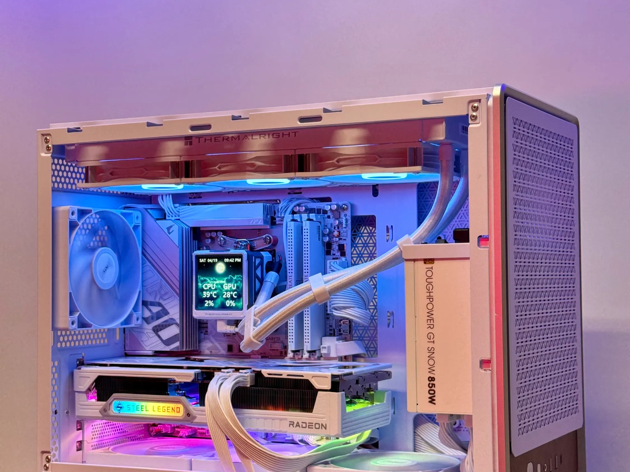 The Dream Machine ☁️🌜✨ Gaming PC  🚀 Radeon 9070 OC, Ryzen 9800X3D, 32GB RAM, 4TB SSD, Aorus ICE Mobo