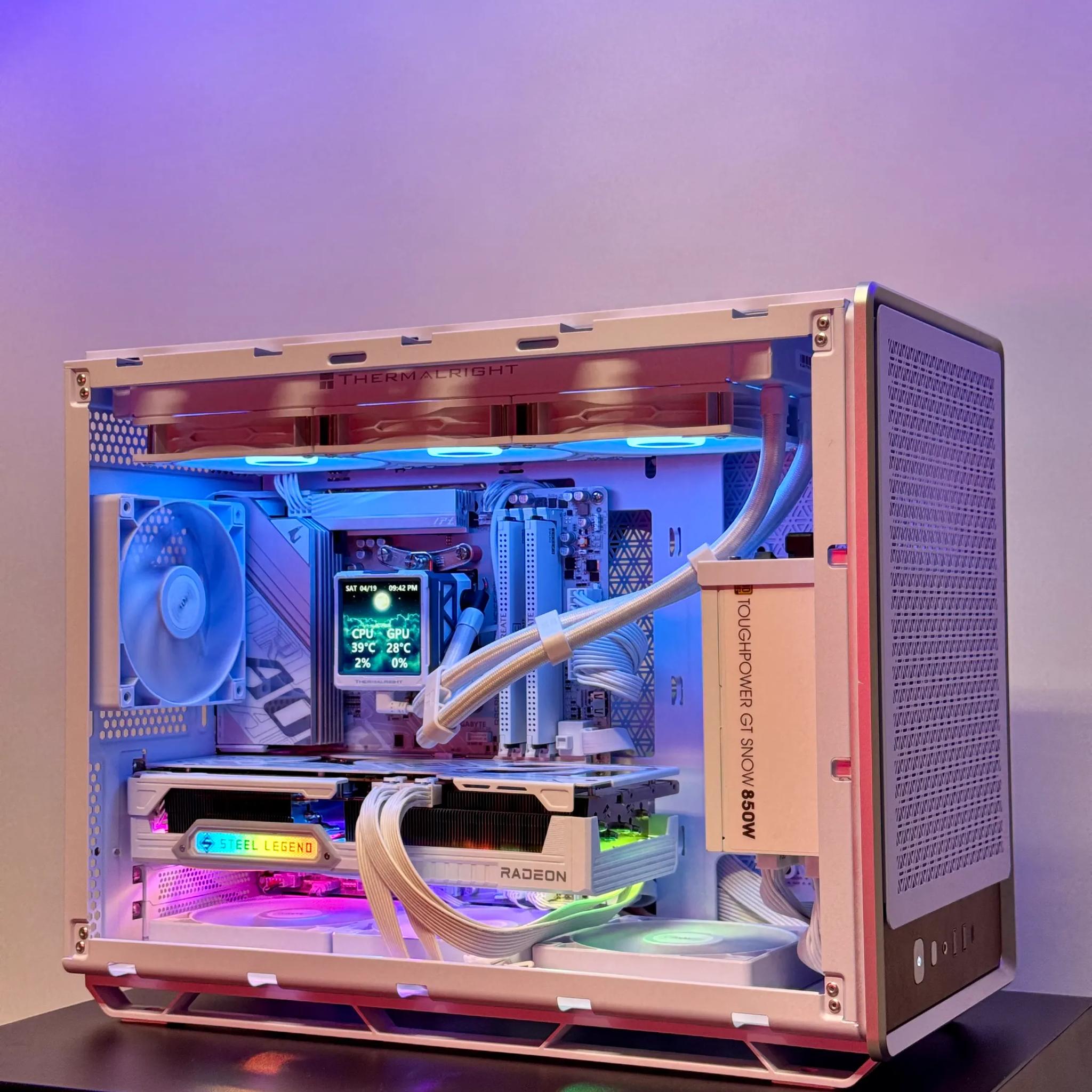 The Dream Machine ☁️🌜✨ Gaming PC  🚀 Radeon 9070 OC, Ryzen 9800X3D, 32GB RAM, 4TB SSD, Aorus ICE Mobo