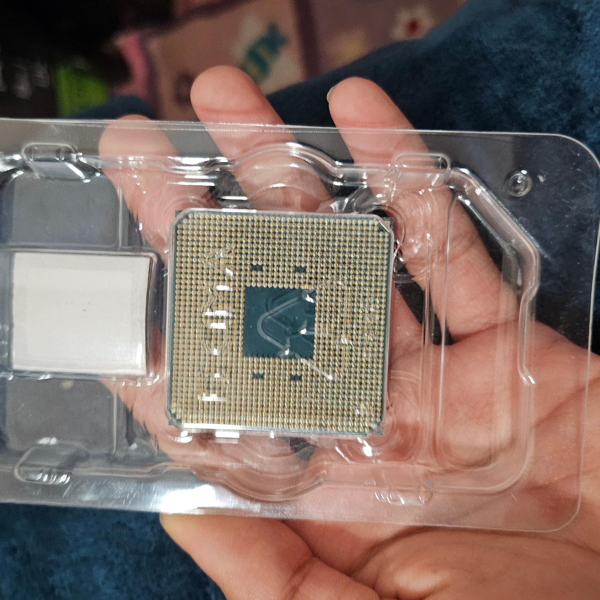 AMD Ryzen 5 3600 6-Core 12-Thread CPU | Working when pulled| Good Condition