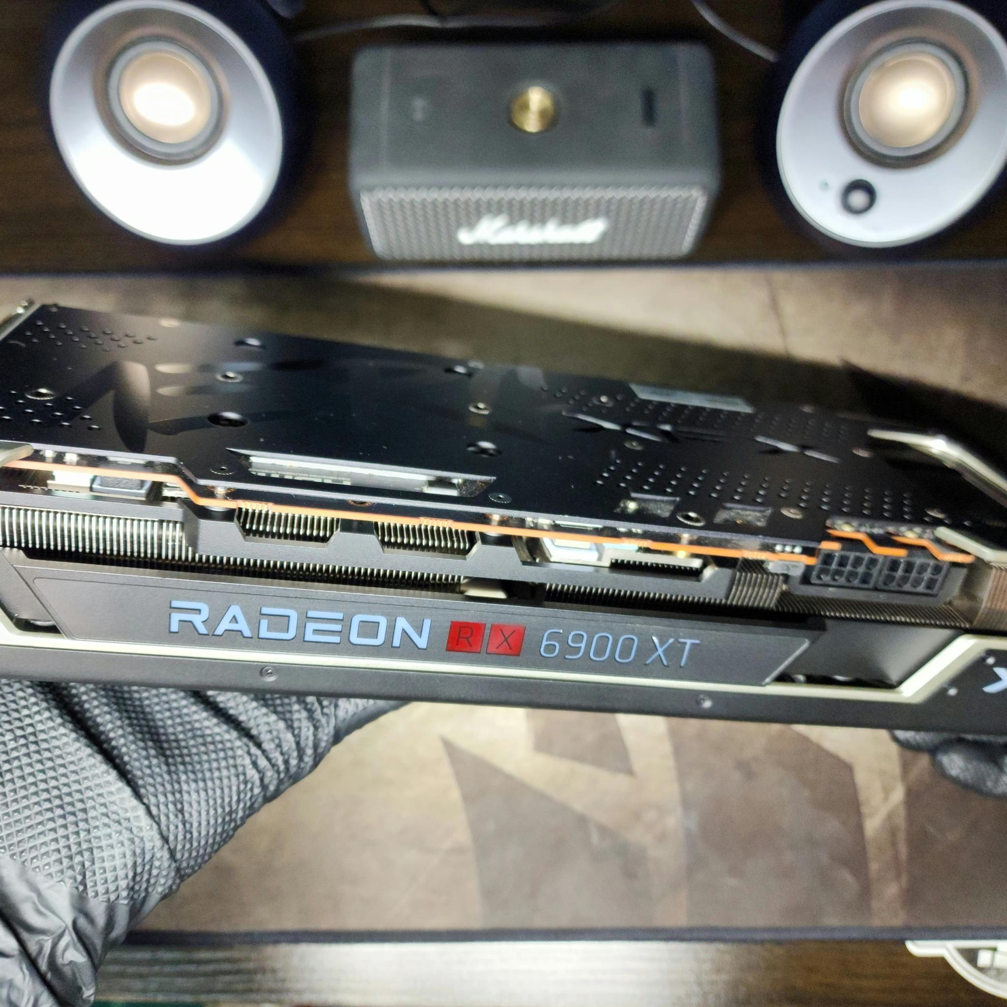 XFX RX 6900 XT Speedster MERC19