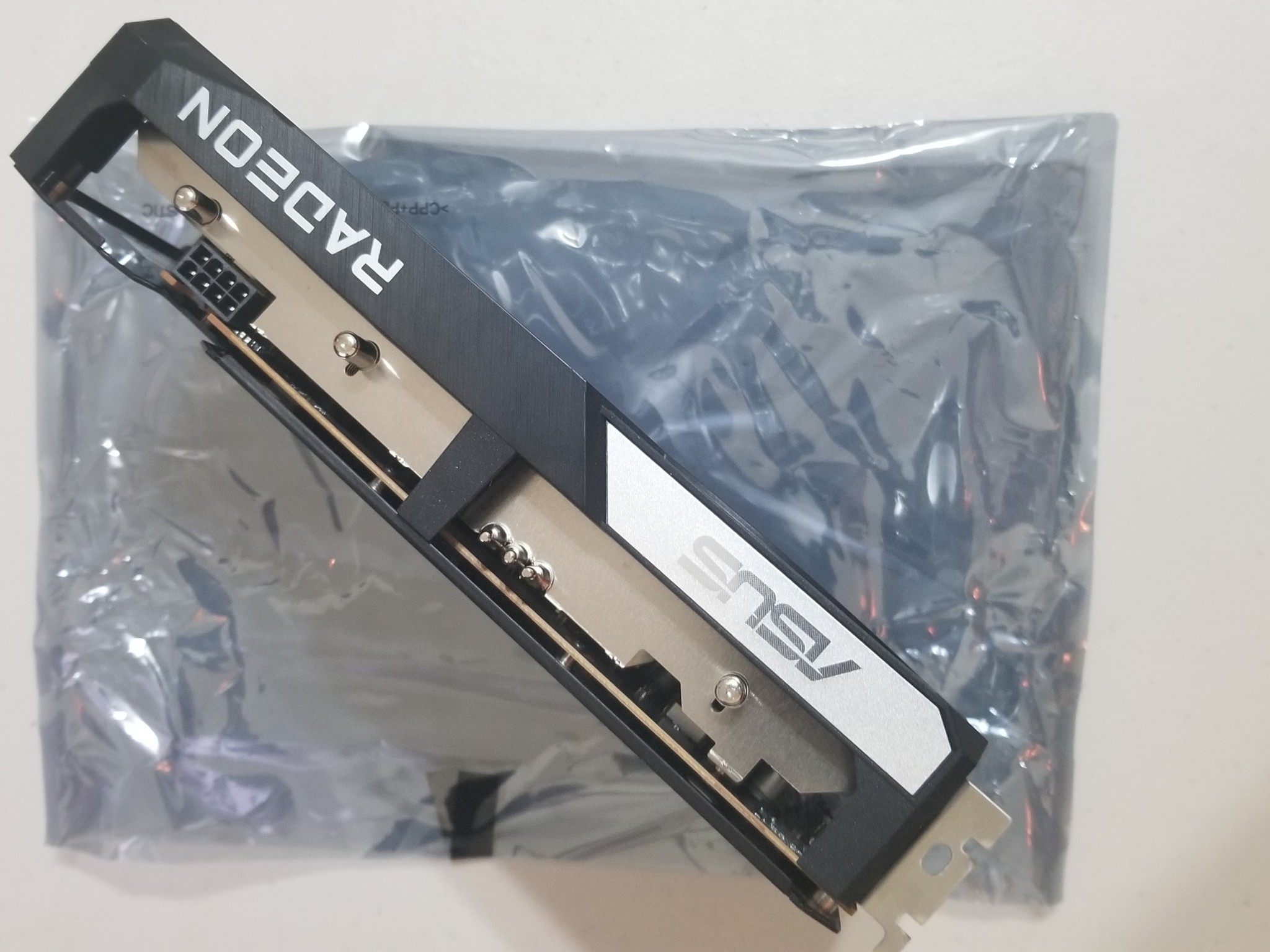 ASUS Radeon RX 6600 8GB (NON XT)