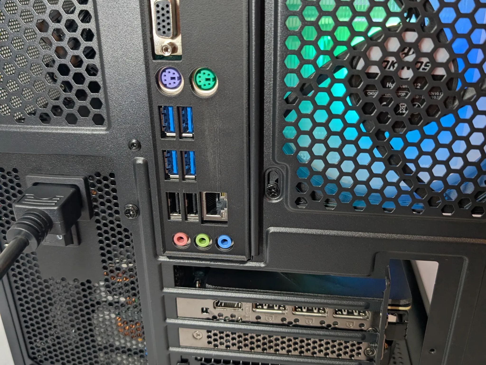 AM5 BEAST | RTX 3070 | RYZEN 5 8400F | 16GB DDR5 | 650W PSU