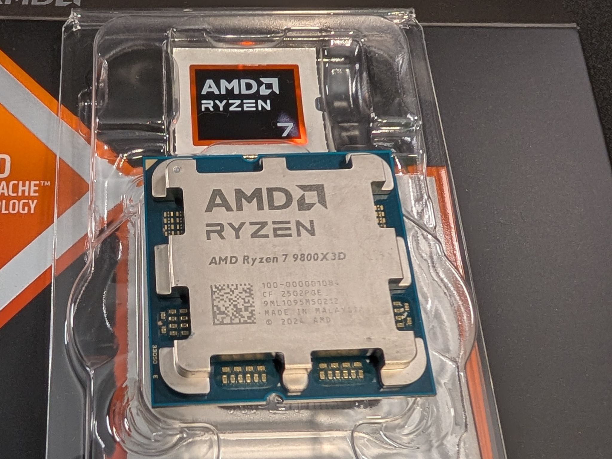 AMD Ryzen 7 9800X3D