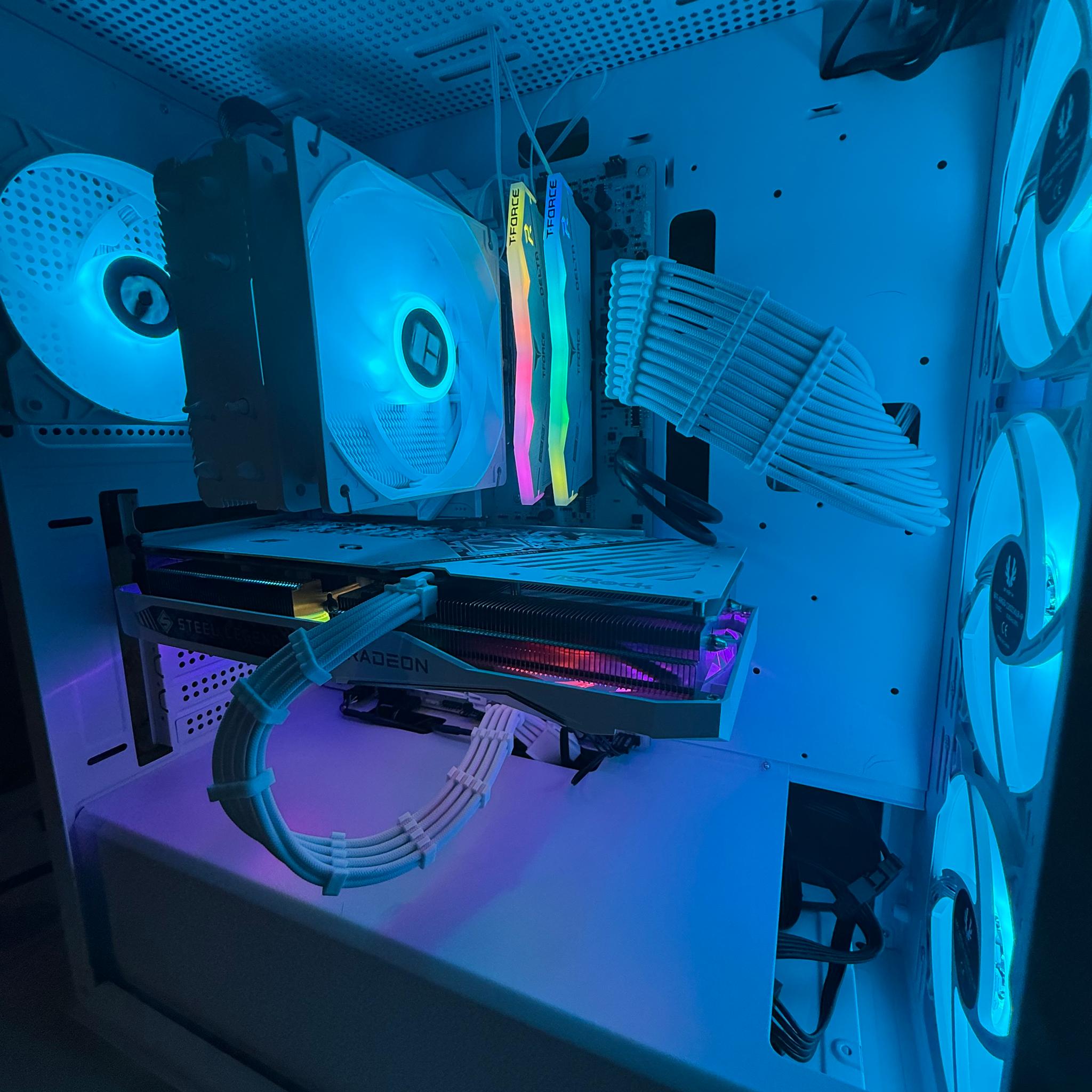🔥 High-Performance Gaming PC – RX 7600 / Ryzen 5 9600X (White Build) 🔥
