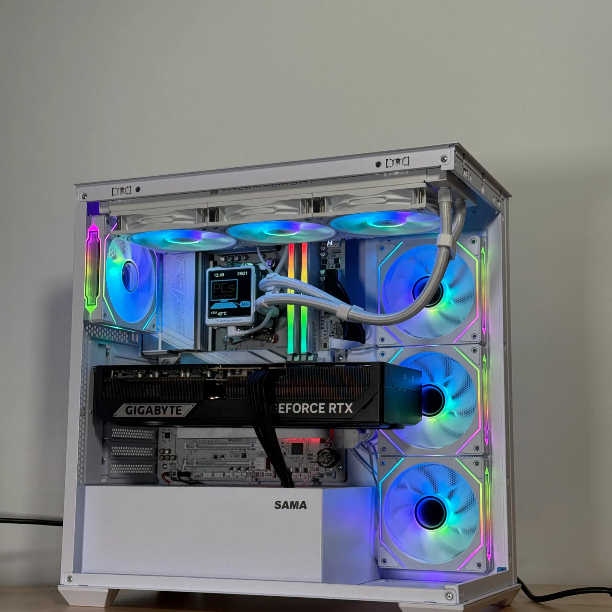 RTX 5090 Ryzen 7 9800X3D Gaming PC