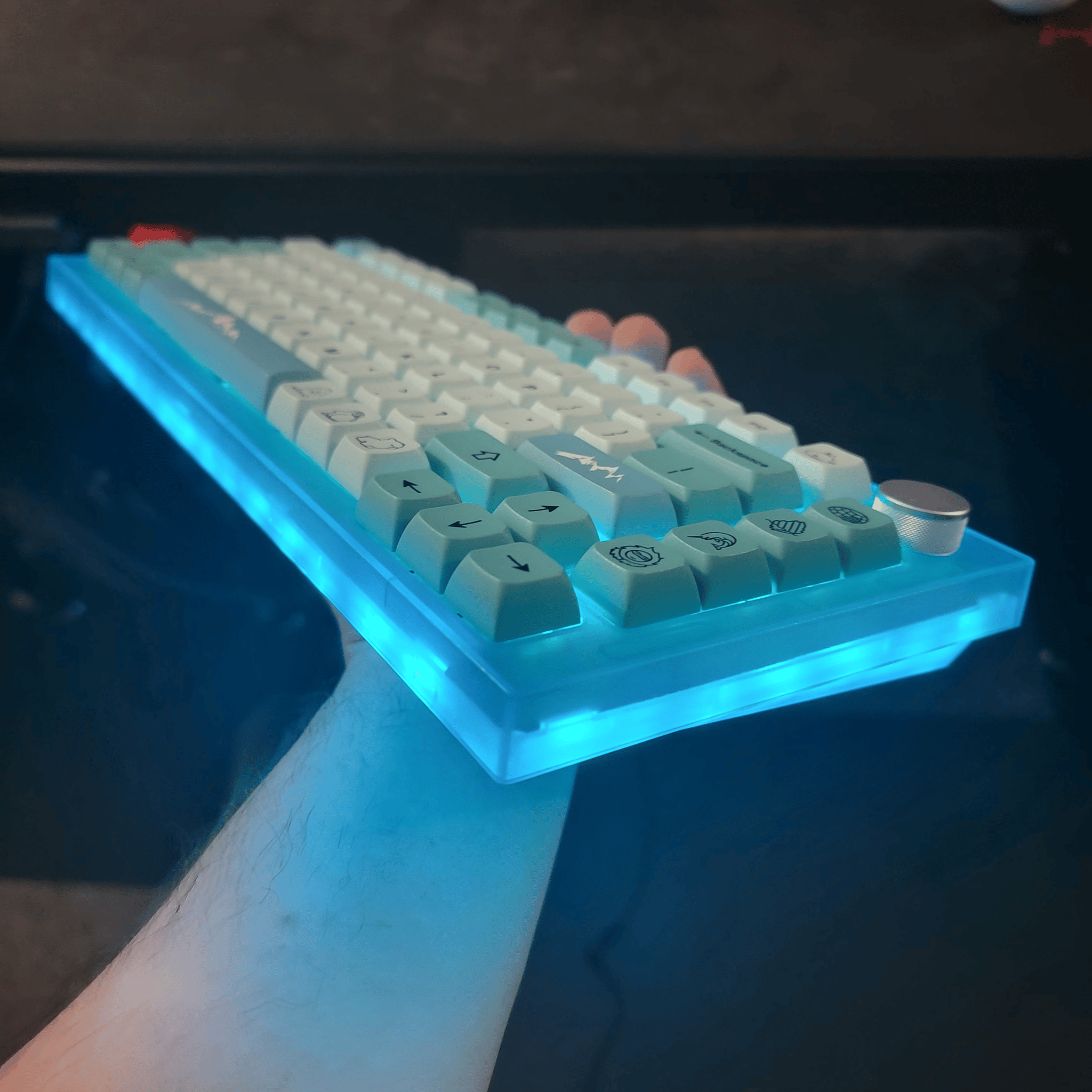 Iceberg: 75% Custom Mechanical Keyboard
