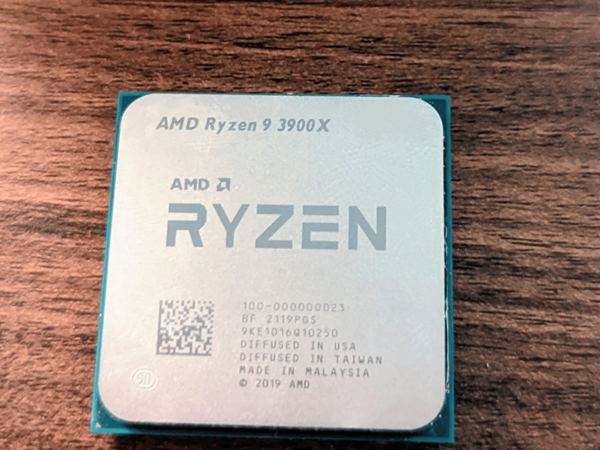 AMD Ryzen 9 3900X